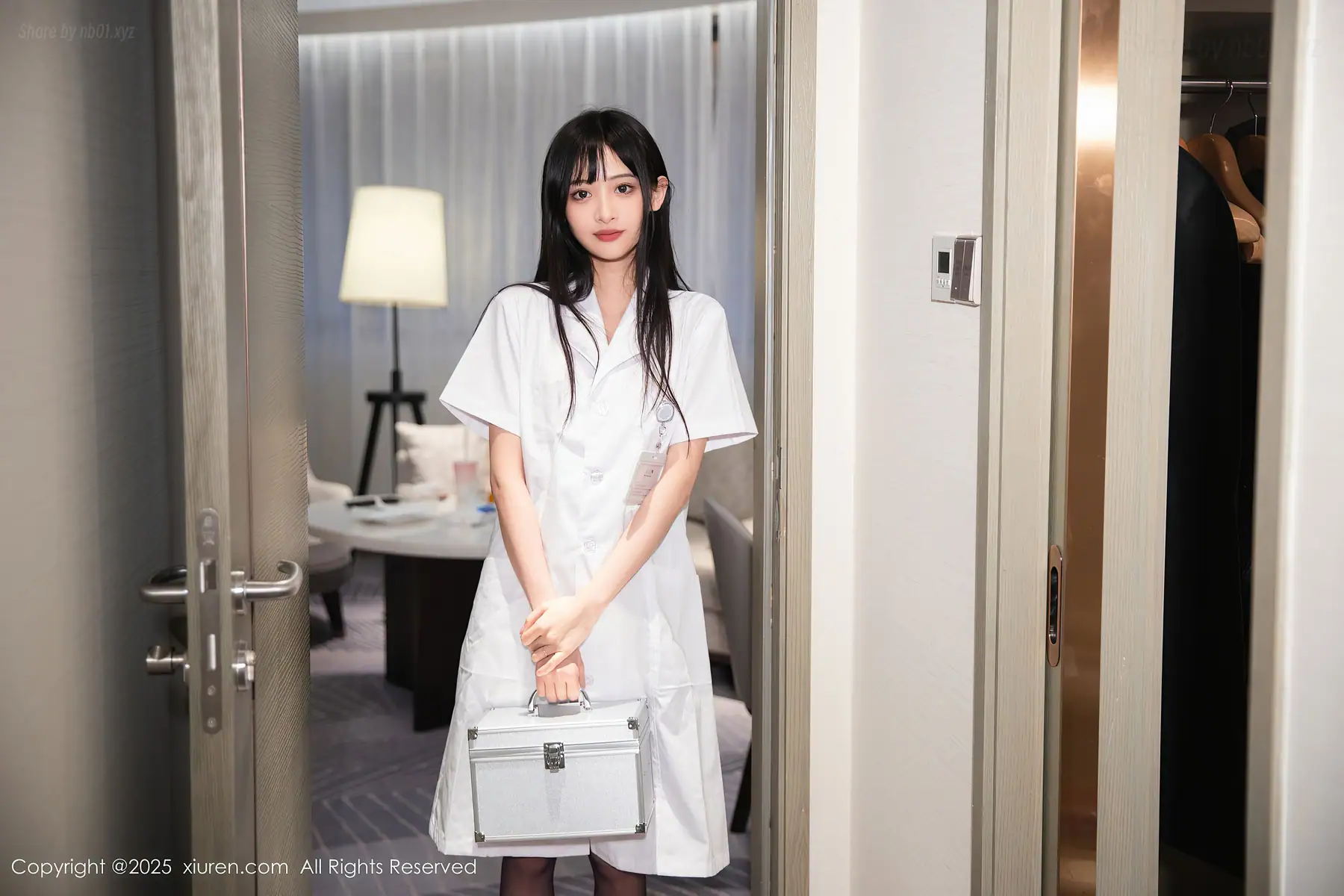 XIUREN No.10373 茂木希子(81P_70.1M) XIUREN No.10373 茂木希子(81P_70.1M)_nb01.xyz_0001