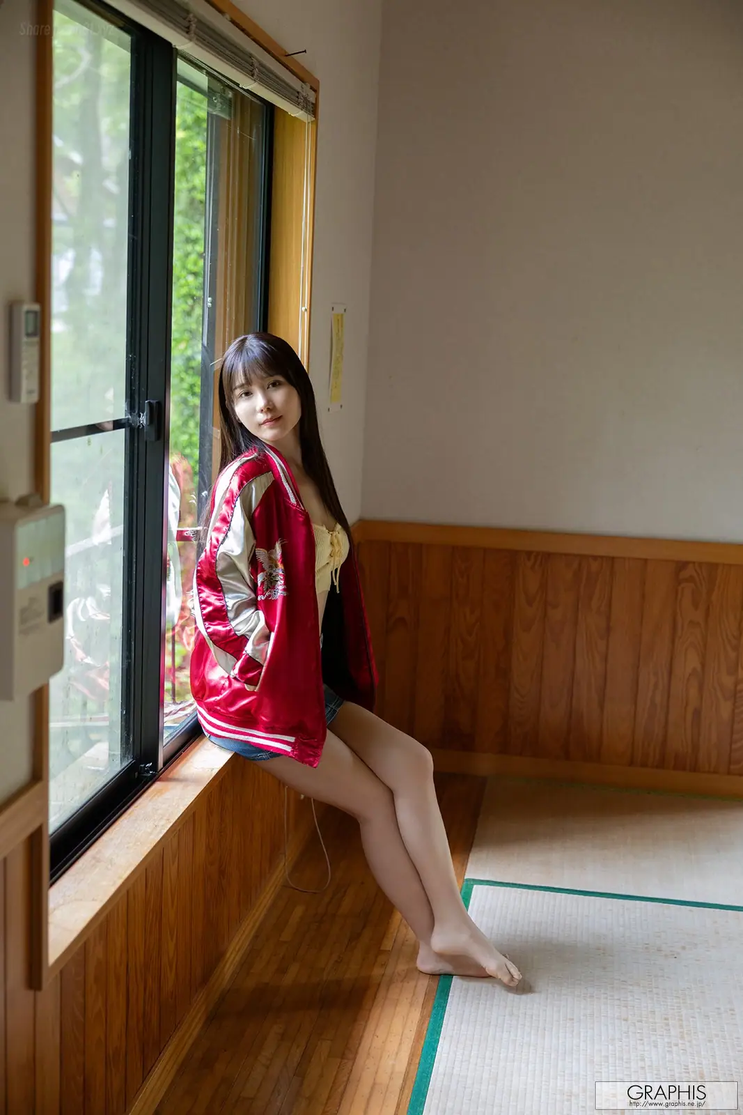 Mei Itsukaichi(五日市芽依) - [Graphis]Special Gravure Vacation Vol.3(20P_6.8M) Mei Itsukaichi(五日市芽依) - [Graphis]Special Gravure...