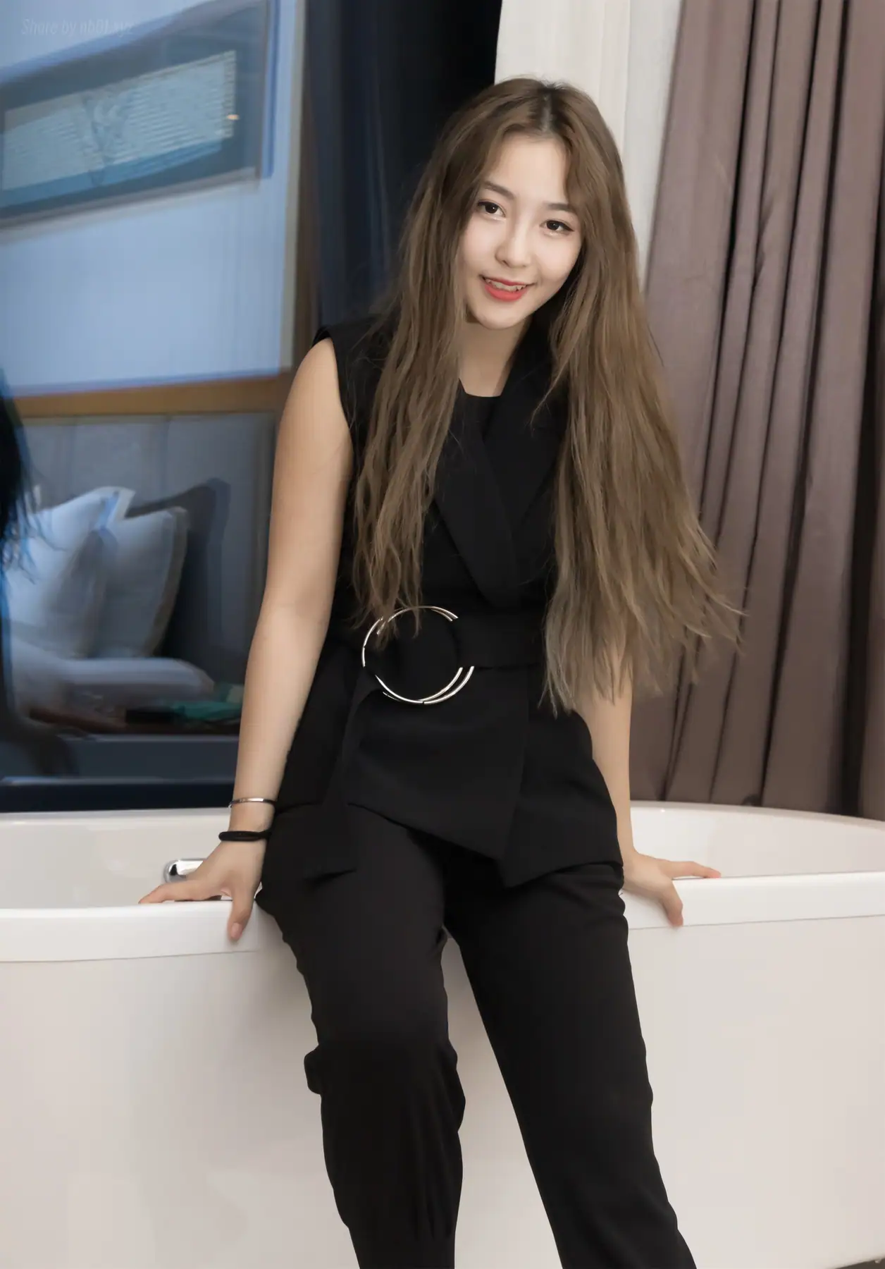 国模 - 杜雨涵 网红纯依风吟鸟唱杜雨涵尤果网含含全尺度私拍(198P_153.7M) 国模 - 杜雨涵 网红纯依风吟鸟唱杜雨涵尤果网含含全尺度私拍(198P_153.7M)_nb01.xyz_0001