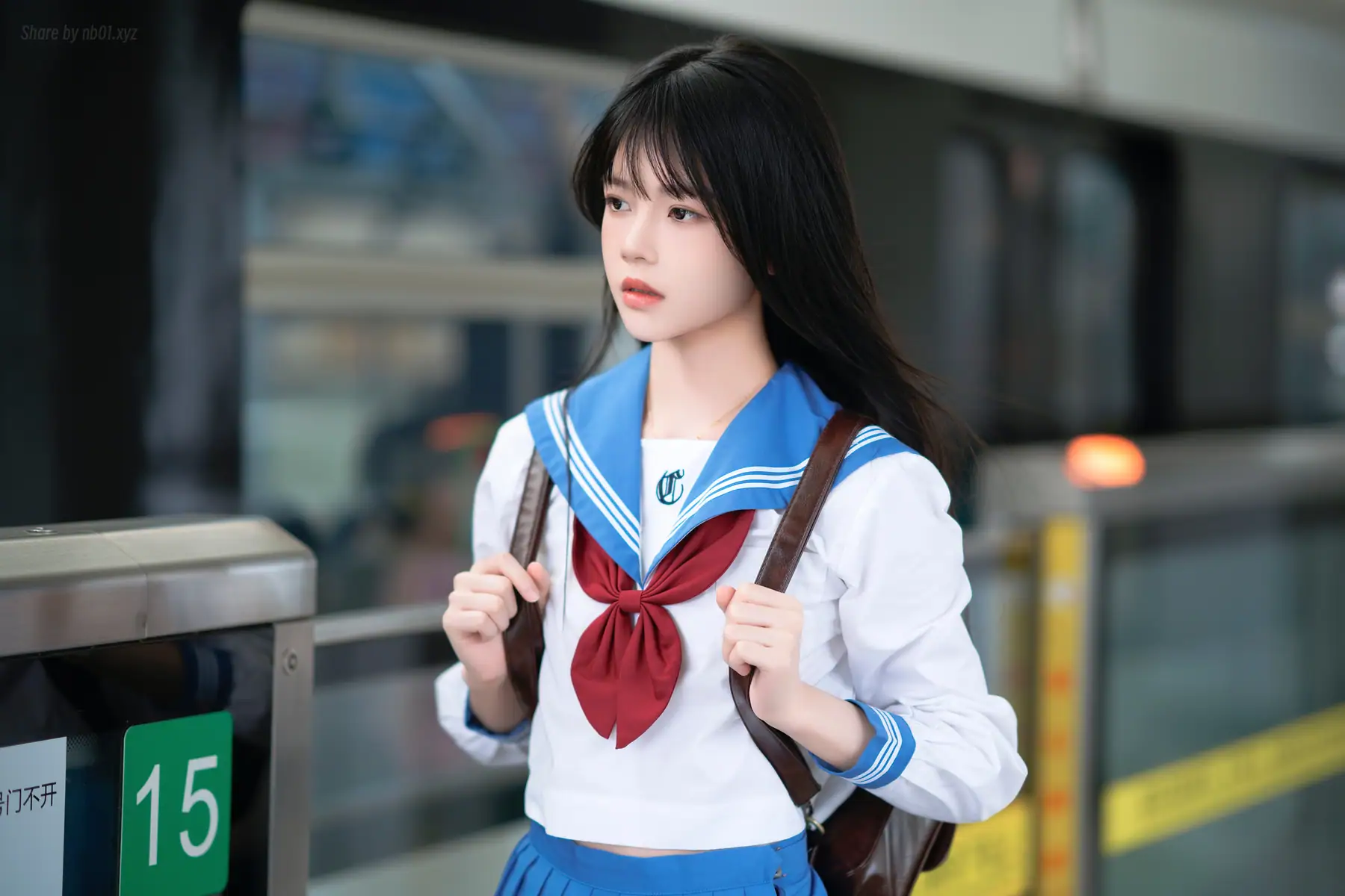 桜桃喵 - 地铁JK(33P_84.1M) 桜桃喵 - 地铁JK(33P_84.1M)_nb01.xyz_0013 图片3