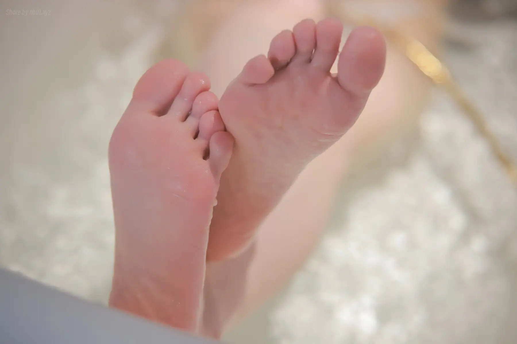 水淼Aqua - 白色比基尼(52P_16.5M) 水淼Aqua - 白色比基尼(52P_16.5M)_nb01.xyz_0052 图片8