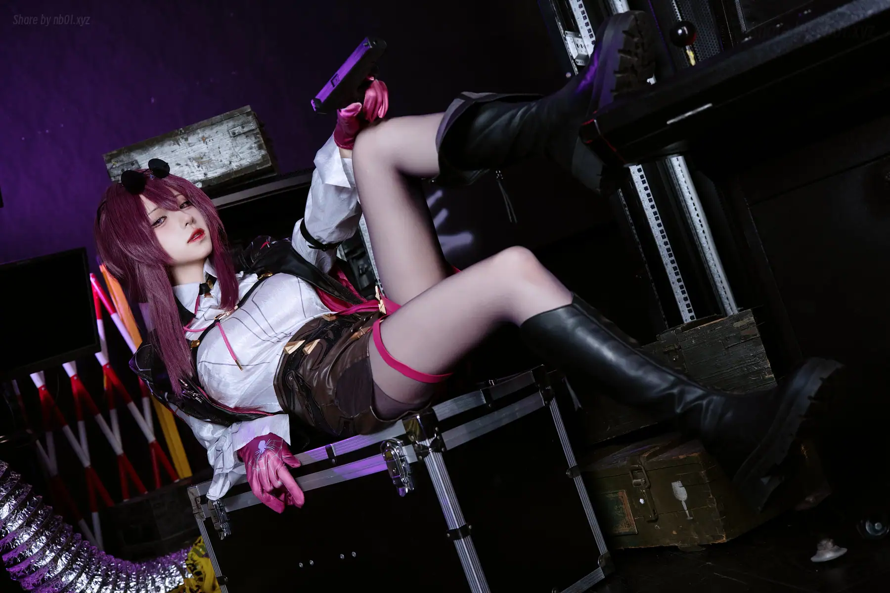 双木扶苏 - 崩坏 星穹铁道 卡芙卡(30P_70.6M) 双木扶苏 - 崩坏 星穹铁道 卡芙卡(30P_70.6M)_nb01.xyz_0002 图片2