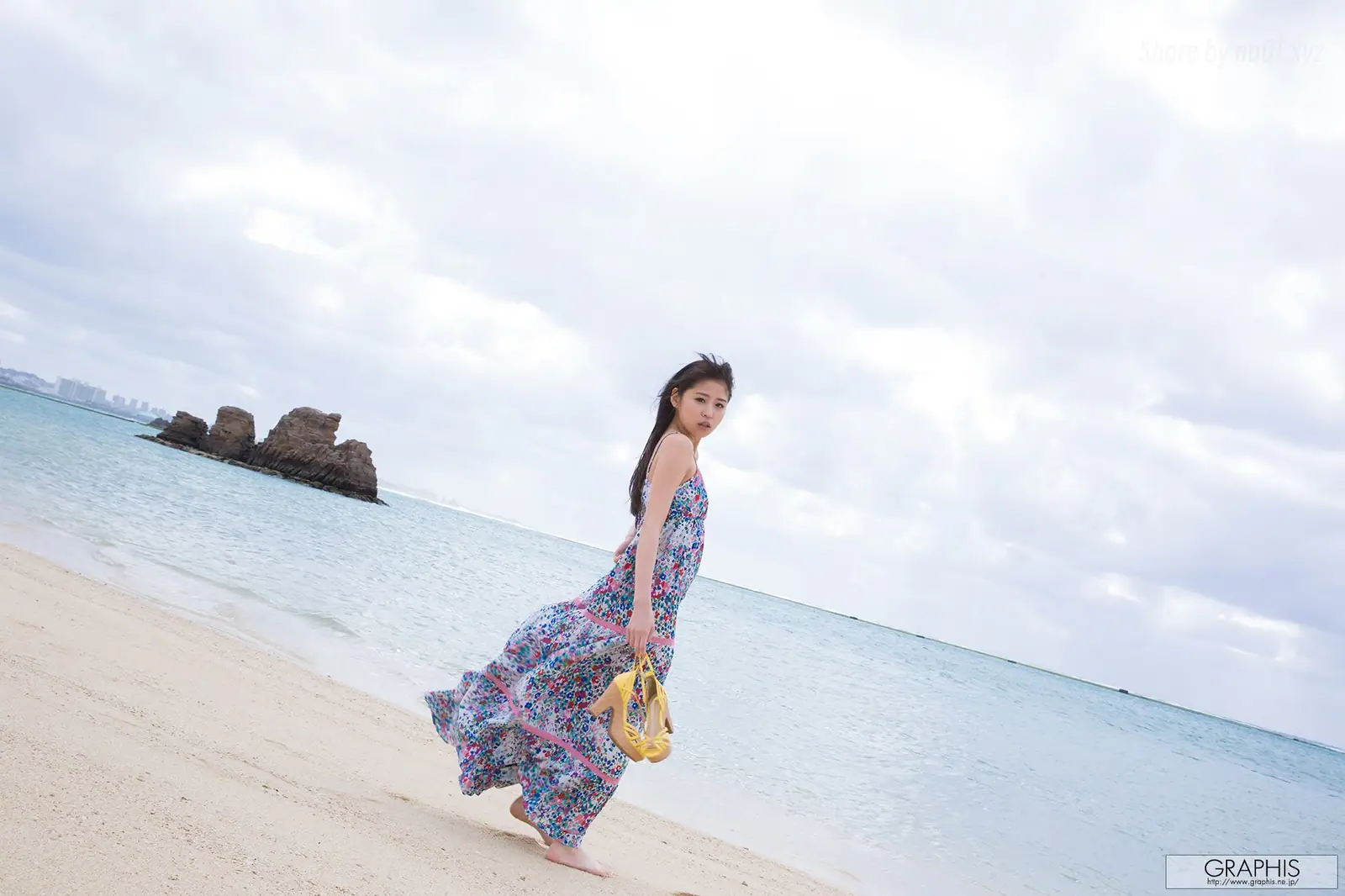 Yura Sakura(さくらゆら) - [Graphis]Gals Washed Out(120P+3V_475.2M) Yura Sakura(さくらゆら) - [Graphis]Gals Washed Out(120P+3V_475.2M...