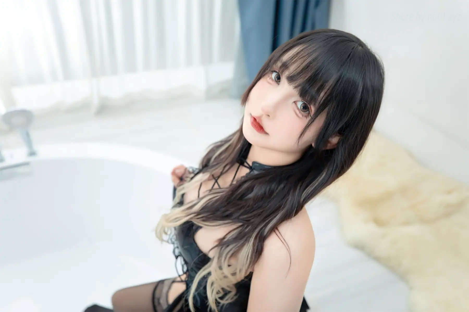 神楽坂真冬 - 绝命吊带(75P+2V_54.3M) 神楽坂真冬 - 绝命吊带(75P+2V_54.3M)_nb01.xyz_0004 图片4