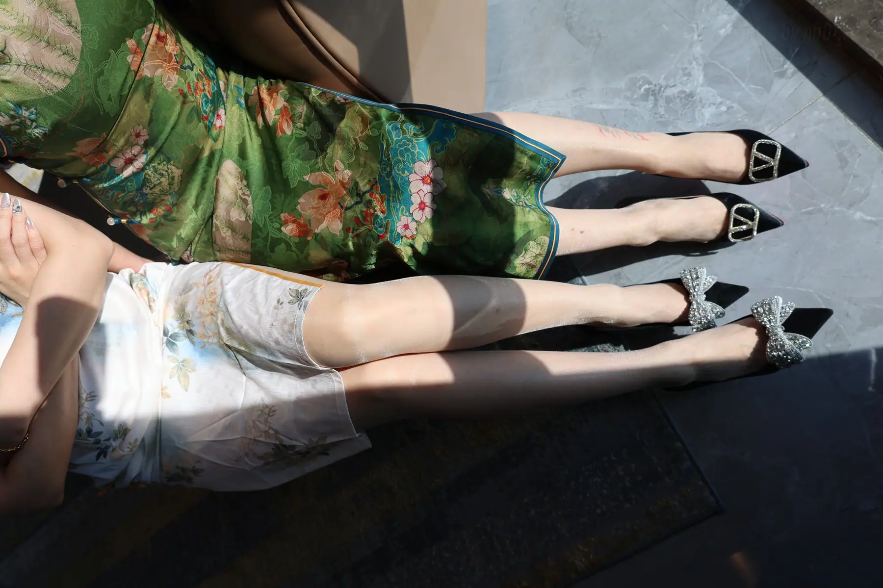 摄影师虎哥 - 母女Ⅲ旗袍肉丝 原档(56P_103.6M) 摄影师虎哥 - 母女Ⅲ旗袍肉丝 原档(56P_103.6M)_nb01.xyz_0018 图片7