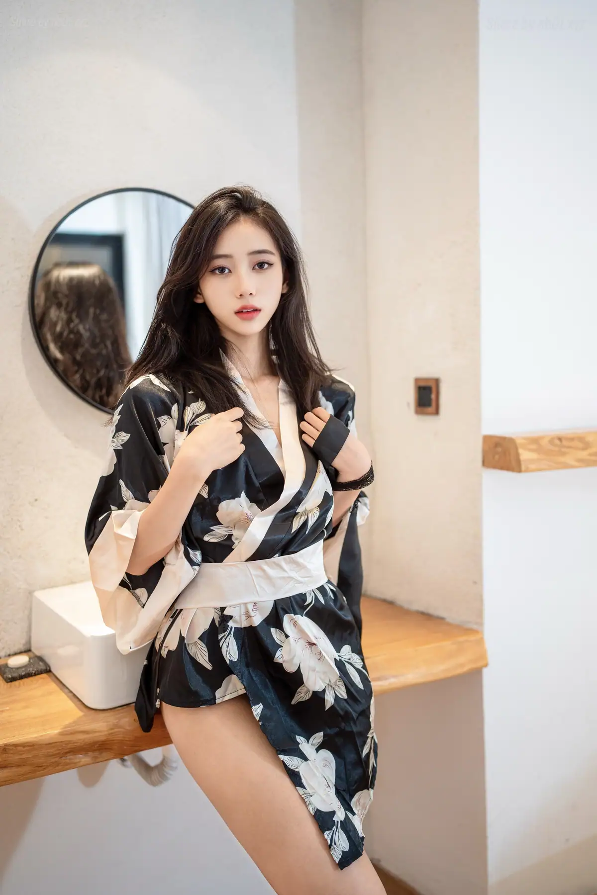 [XR Uncensored]时安安 - R18 秀人网模特 滴蜡(90P_422.3M) [XR Uncensored]时安安 - R18 秀人网模特 滴蜡(90P_422.3M)_nb01.xyz_0001