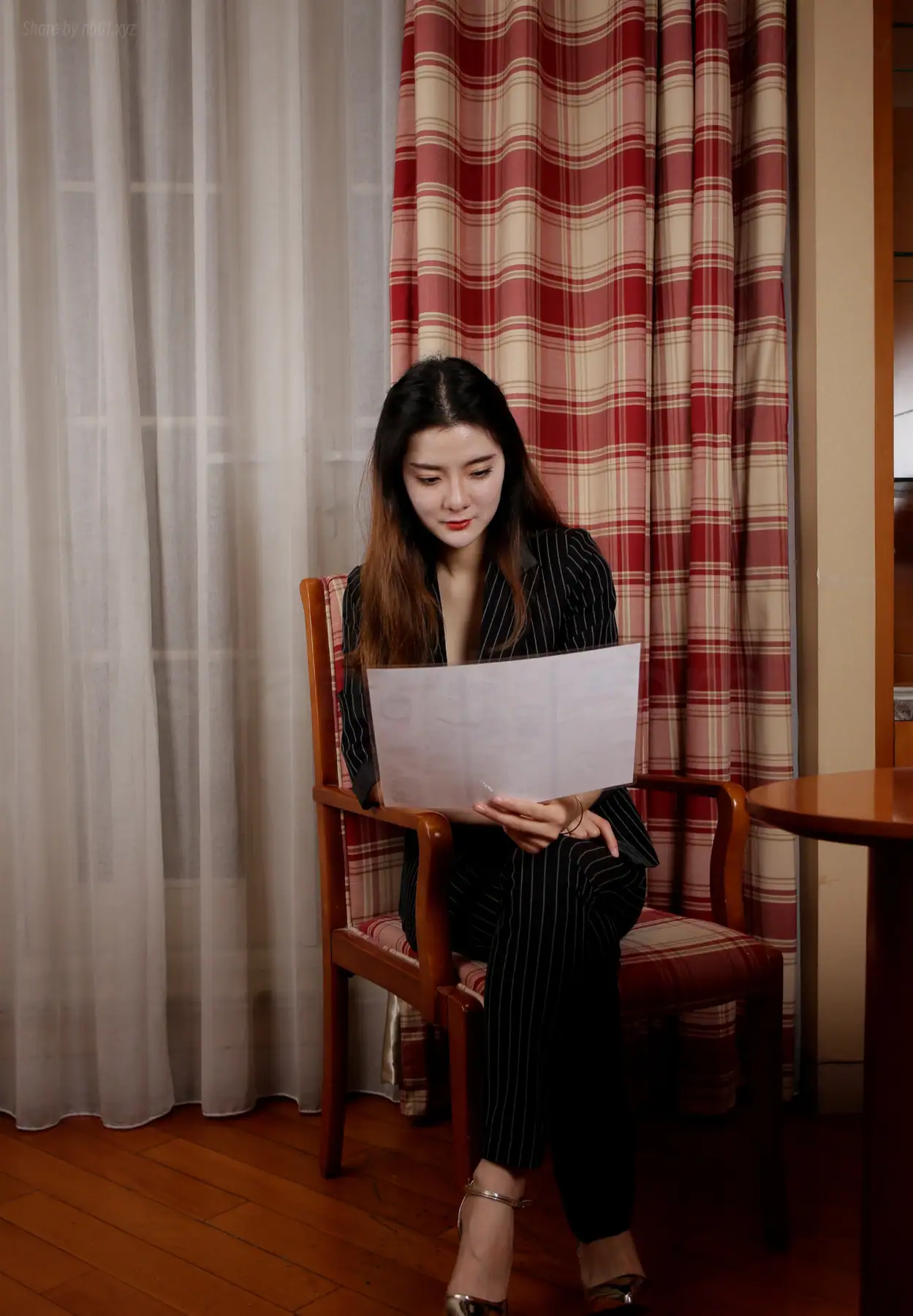 国模 - 梦凡 极品素人御姐 怀旧式宾馆全尺度私拍(178P_225.9M) 国模 - 梦凡 极品素人御姐 怀旧式宾馆全尺度私拍(178P_225.9M)_nb01.xyz_0001