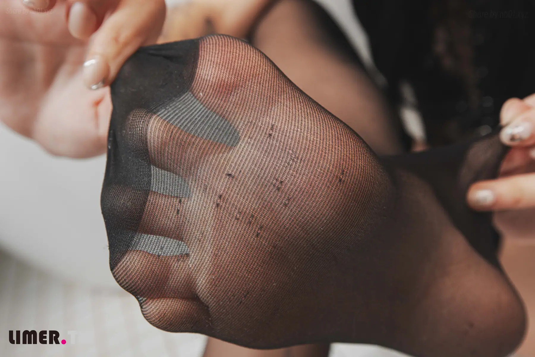 [Limerence原创]No.019 Yuni超美黑丝裸足加足拓(136P+1V_3.5G) [Limerence原创]No.019 Yuni超美黑丝裸足加足拓(136P+1V_3.5G)_nb01.xyz_0030 图片4