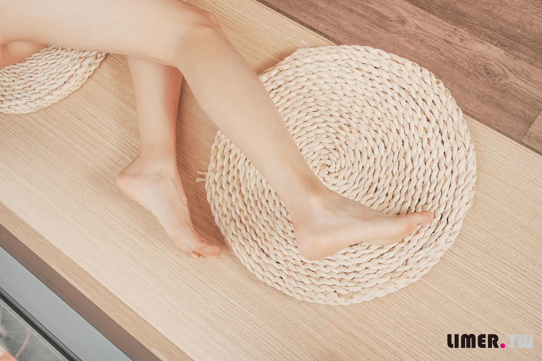 [Limerence原创]No.020 子子 体操服 死库水脚底纹路(140P+1V_2.4G) [Limerence原创]No.020 子子 体操服 死库水脚底纹路(140P+1V_2.4G)_nb01.xyz_0040 图片2