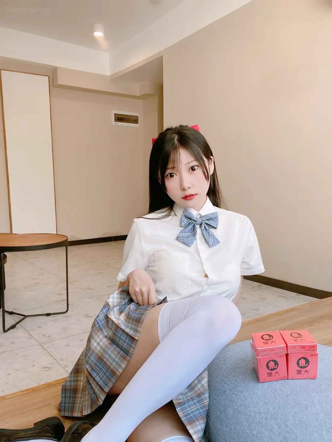 香草喵露露 - 大象 JK格子裙(30P_19.7M) 香草喵露露 - 大象 JK格子裙(30P_19.7M)_nb01.xyz_0013 图片5