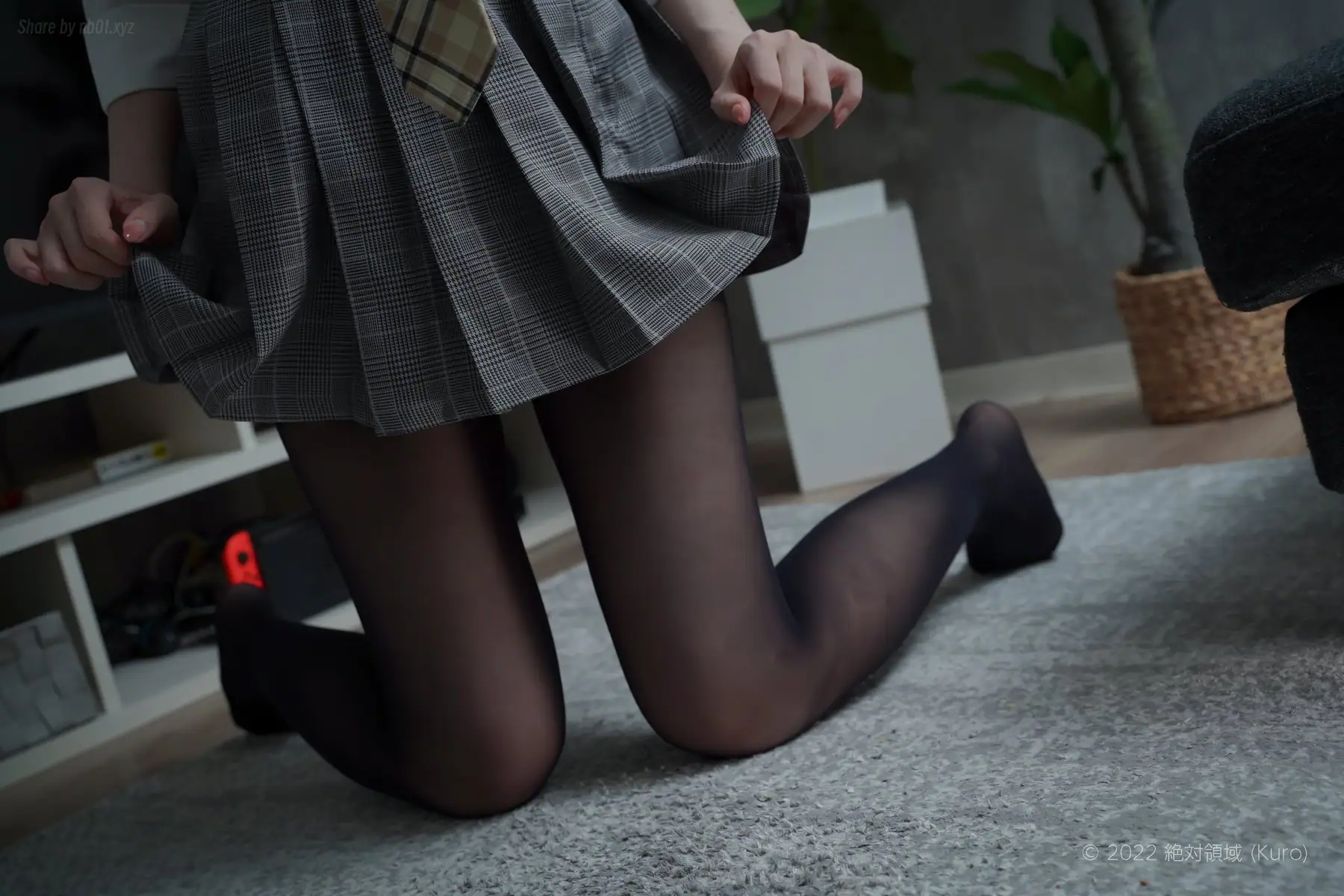 くろ(@kuro_7n) -【コスホリ34】ROM写真集「くろのくろタイツROM」_363630(181P_53.0M) くろ(@kuro_7n) -【コスホリ34】ROM写真集「くろのくろタイツROM」_363630(181P_53.0M)_...