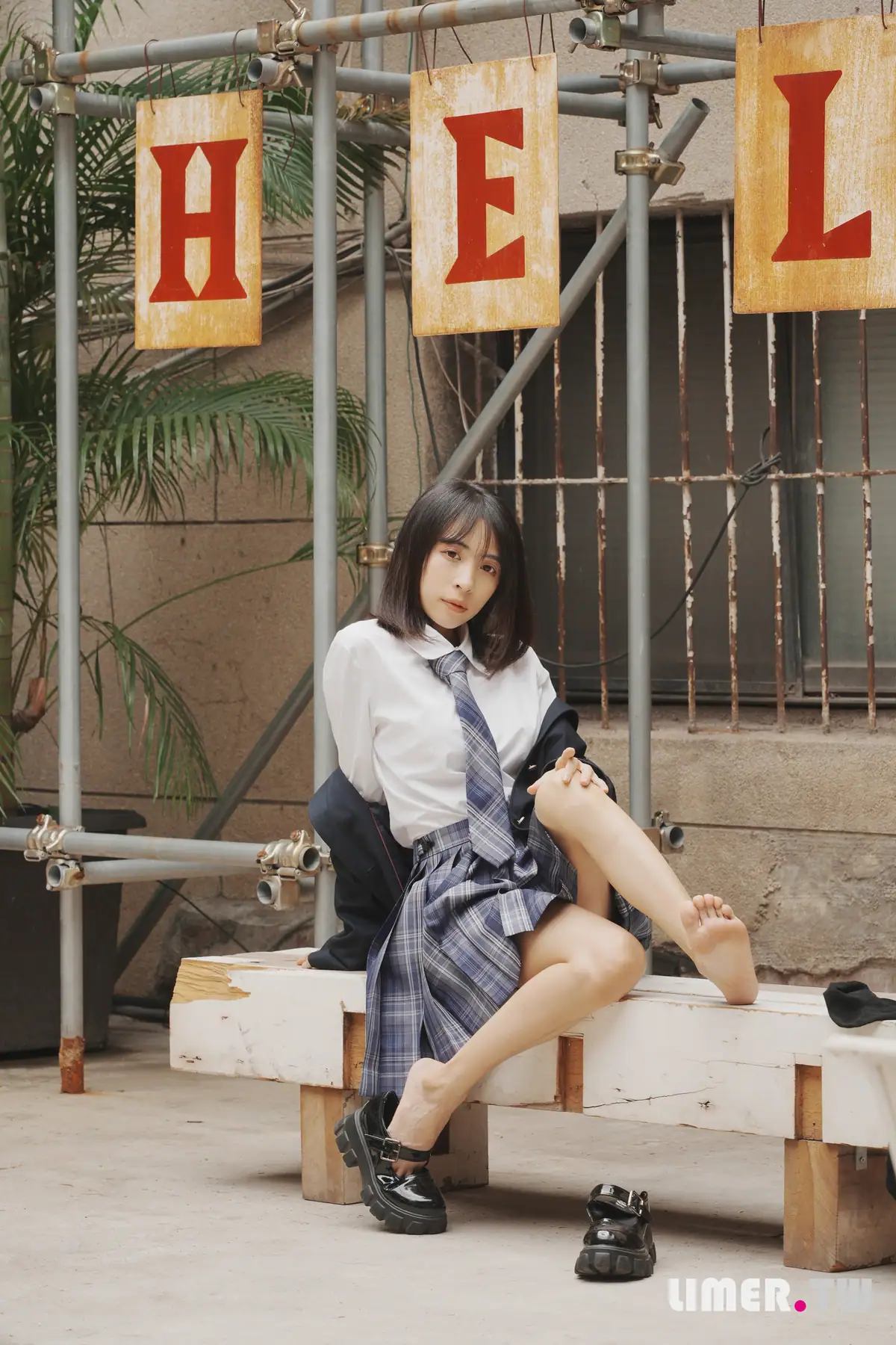 [Limerence原创]No.037 子子 JK小腿袜到裸足的偷窥视角(181P_671.7M) [Limerence原创]No.037 子子 JK小腿袜到裸足的偷窥视角(181P_671.7M)_nb01.xyz_0181 图片8