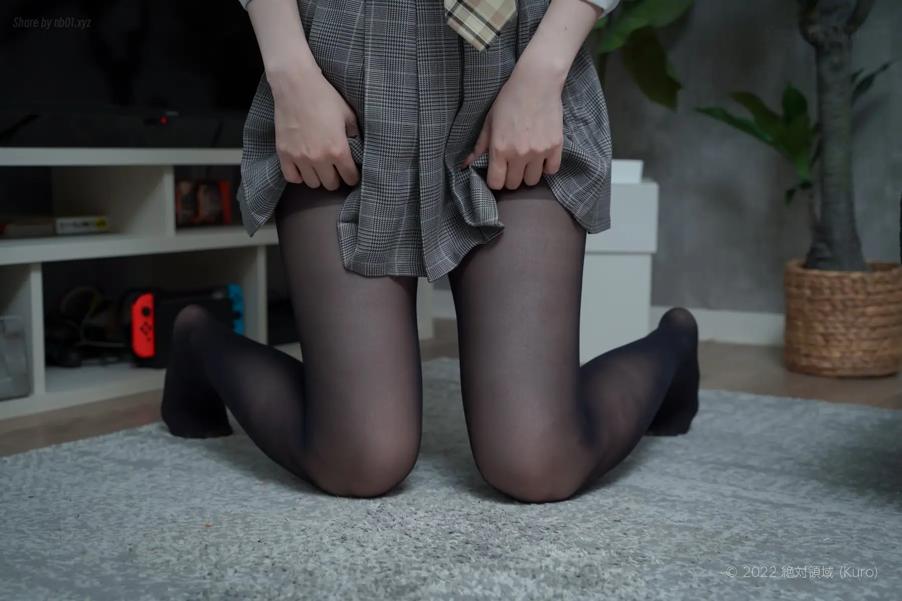 くろ(@kuro_7n) -【コスホリ34】ROM写真集「くろのくろタイツROM」_363630(181P_53.0M) くろ(@kuro_7n) -【コスホリ34】ROM写真集「くろのくろタイツROM」_363630(181P_53.0M)_...