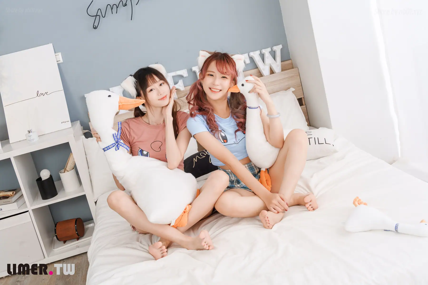 [Limerence原创]No.015 乐朵+小艾-裸足(158P+1V_3.3G) [Limerence原创]No.015 乐朵+小艾-裸足(158P+1V_3.3G)_nb01.xyz_0023 图片2