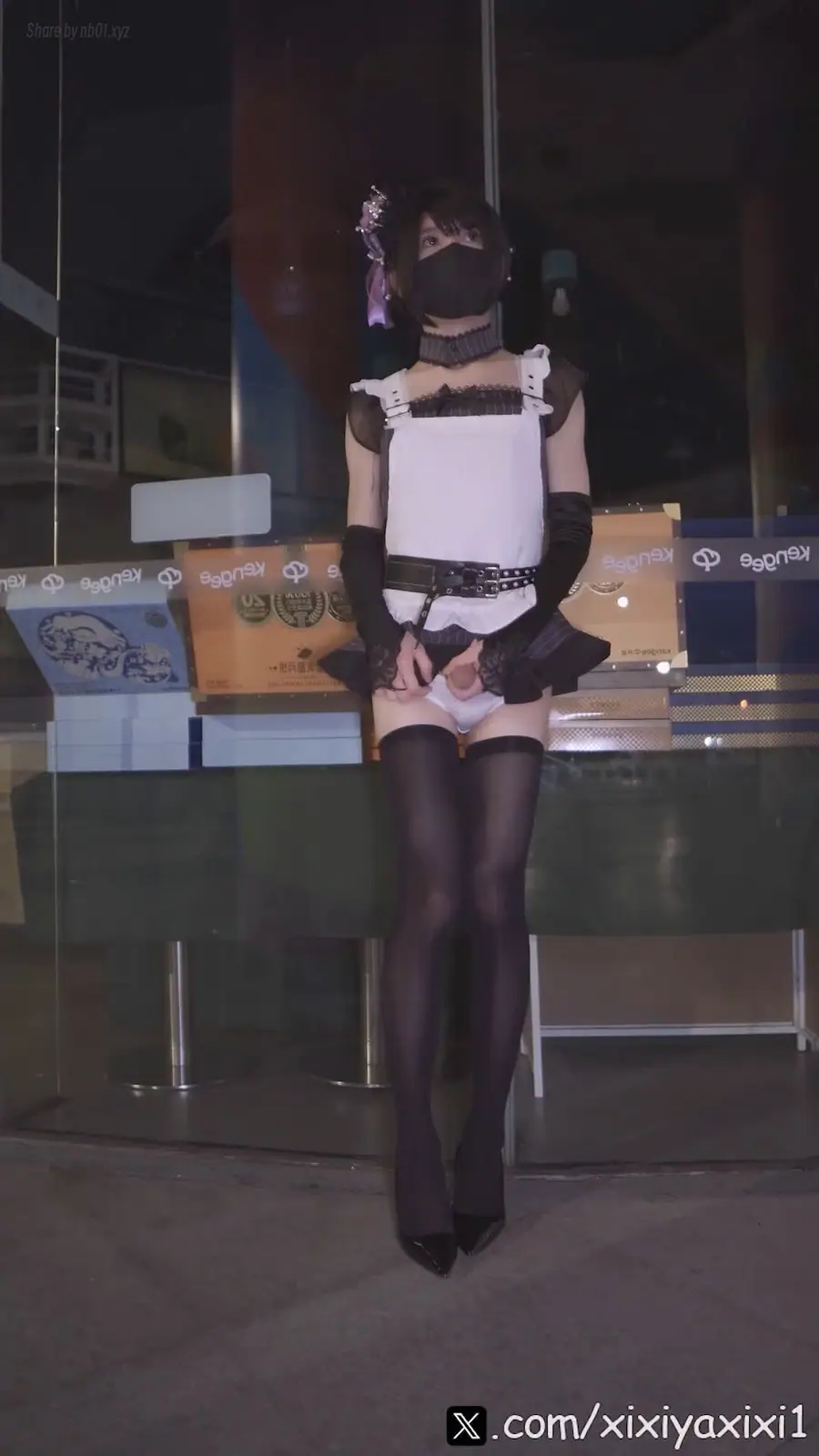 T035 女仆短裙露出_short maid dress outdoor T035 女仆短裙露出_short maid dress outdoor_T035 女仆短裙露出_short maid dress outdoor.mp4_2025102...