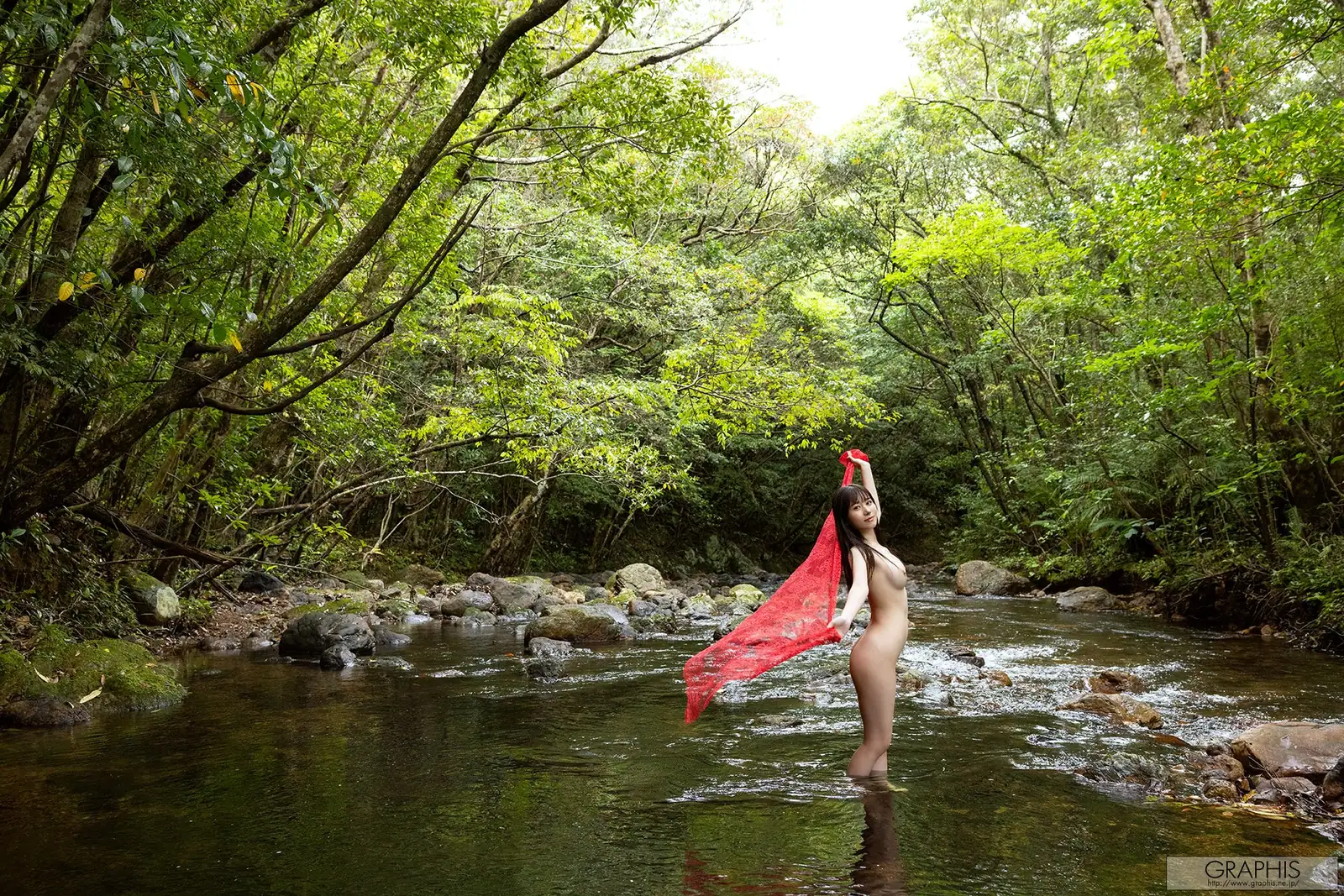 Mei Itsukaichi(五日市芽依) - [Graphis]SUMMER SPECIAL 2025 Vacation Vol.4+5(40P_14.1M) Mei Itsukaichi(五日市芽依) - [Graphis]SUMMER S...