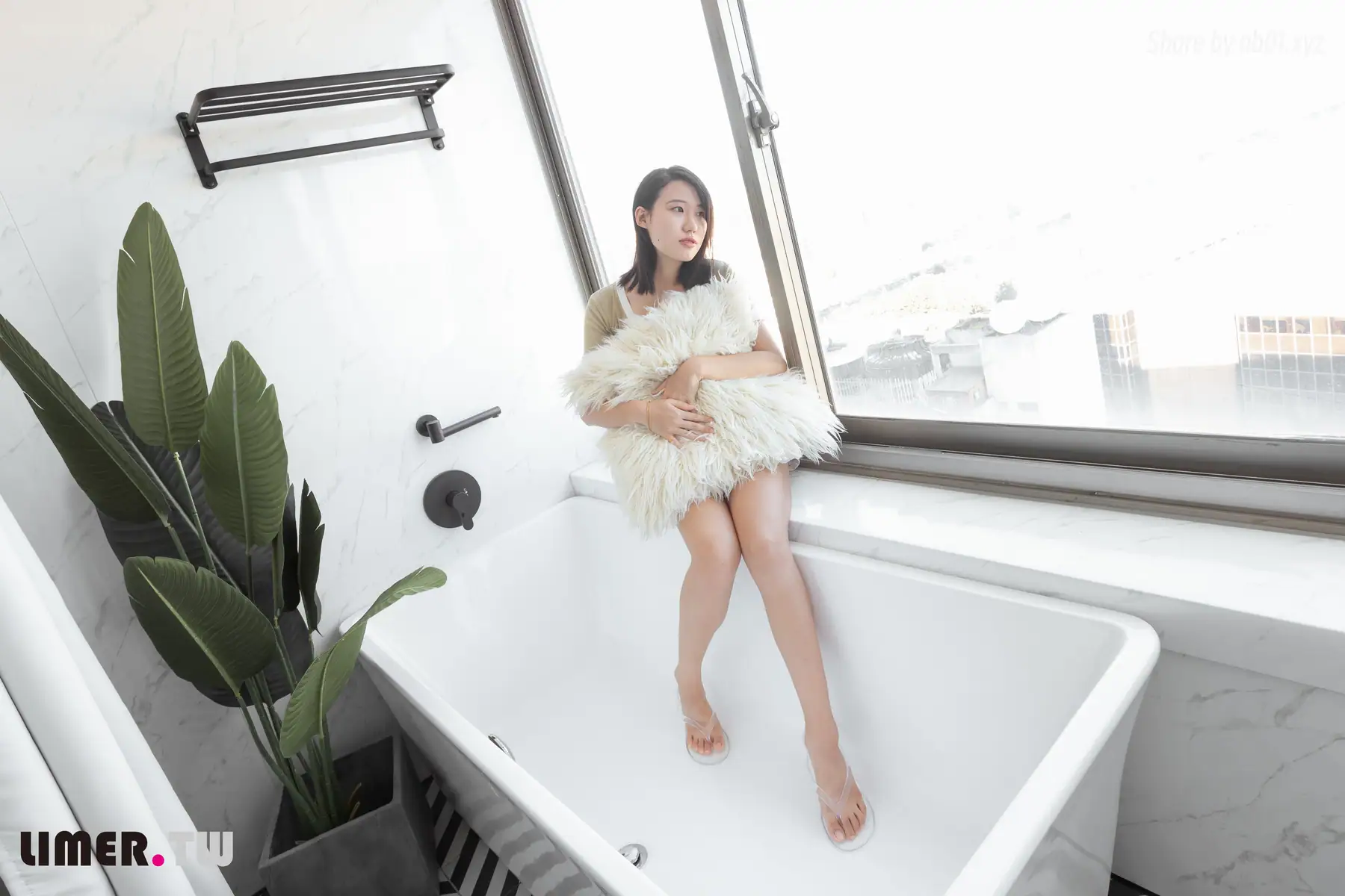 [Limerence原创]No.014 学生素人Sarah裸足首作(169P+1V_2.9G) [Limerence原创]No.014 学生素人Sarah裸足首作(169P+1V_2.9G)_nb01.xyz_0090 图片7