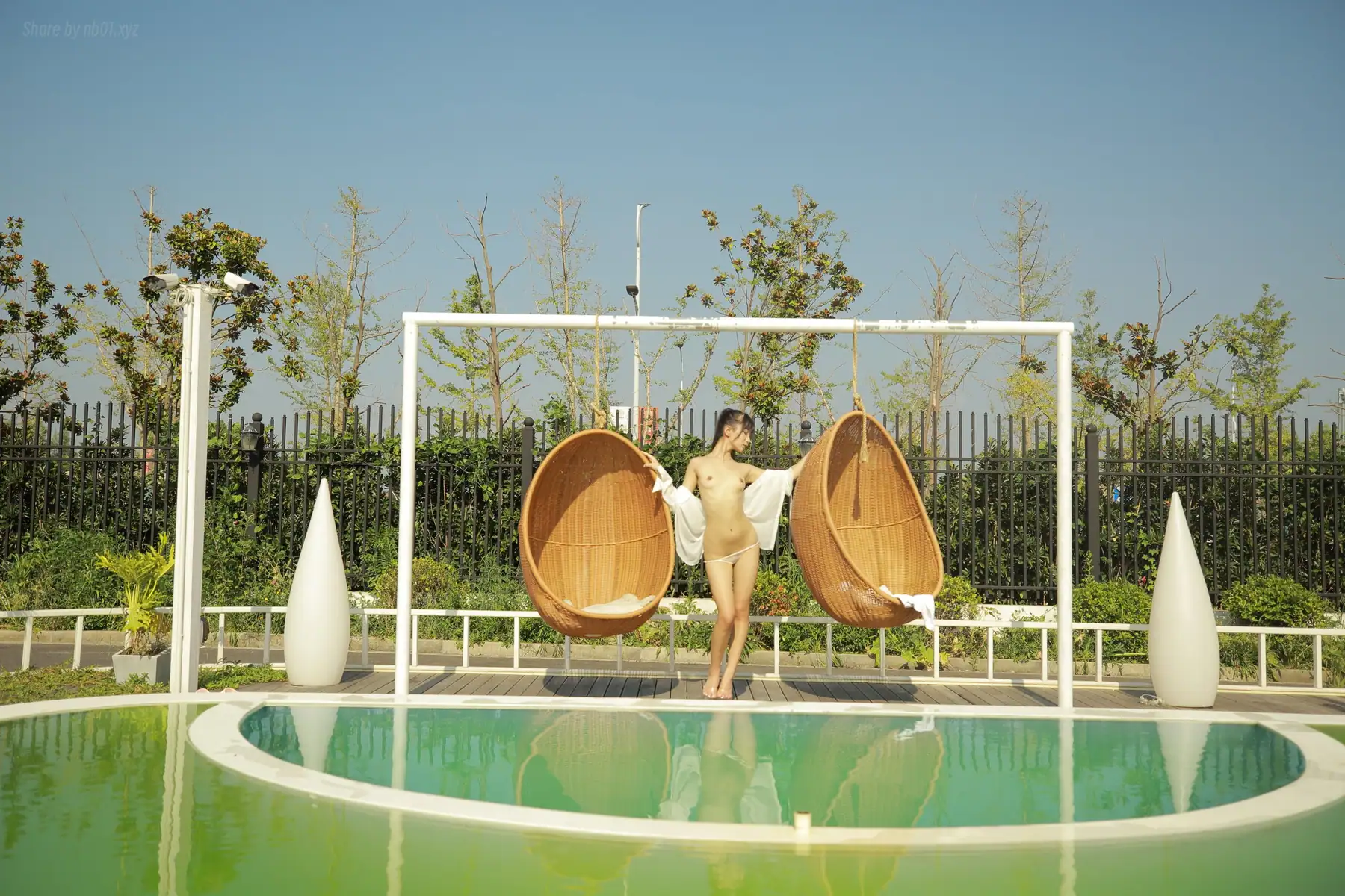 国模 - 猫猫 极品苗条高马尾户外(377P+9V_753.8M) 国模 - 猫猫 极品苗条高马尾户外(377P+9V_753.8M)_nb01.xyz_0116 图片3