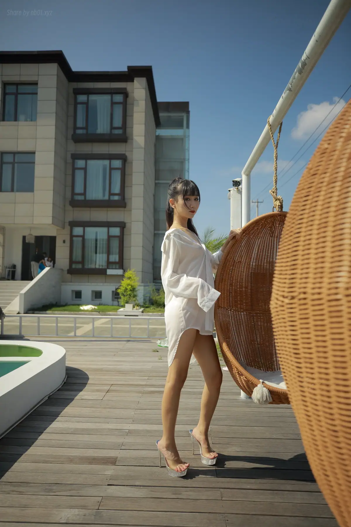 国模 - 猫猫 极品苗条高马尾户外(377P+9V_753.8M) 国模 - 猫猫 极品苗条高马尾户外(377P+9V_753.8M)_nb01.xyz_0001