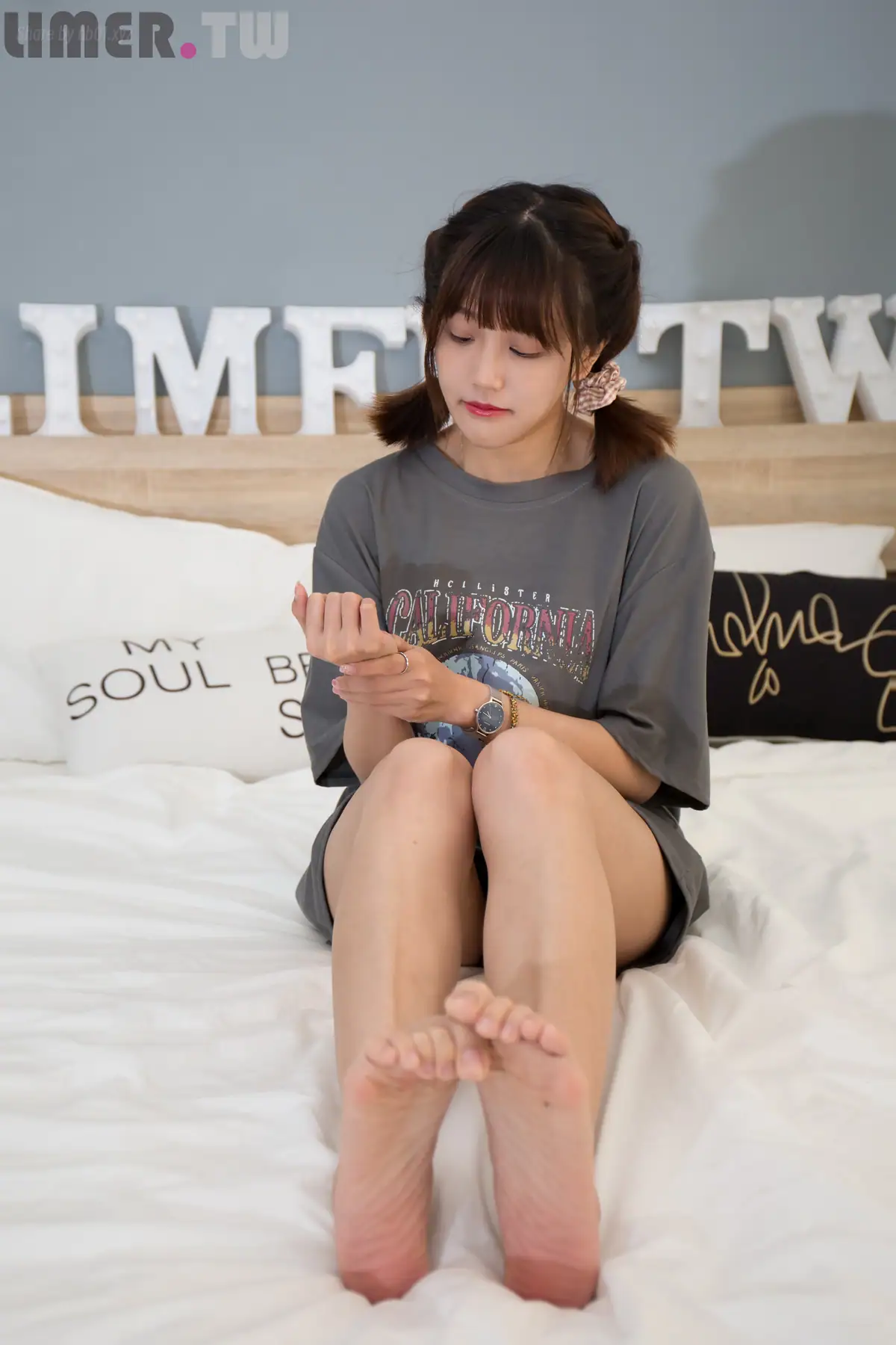 [Limerence原创]No.061 Betty 用美腿从清晨到傍晚都把你锁在床上(185P+1V_3.0G) [Limerence原创]No.061 Betty 用美腿从清晨到傍晚都把你锁在床上(185P+1V_3.0G)_nb01.xyz...