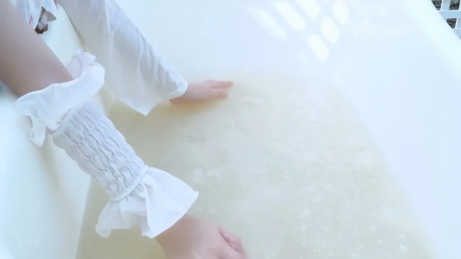 人间牧场 - 【黏液汤池2025】第一集，伊莉雅情人节白巧克力礼装，Part1_出镜模特：@这里Arnal 人间牧场 - 【黏液汤池2025】第一集，伊莉雅情人节白巧克力礼装，Part1_出镜模特：@这里Arnal_nb01.xyz_0002 图片2