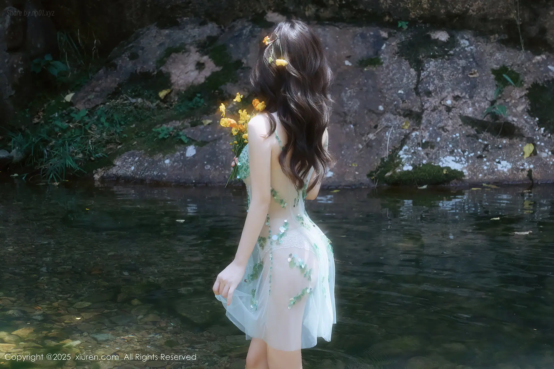 XIUREN No.10756 Yin Tian Tian(尹甜甜sunny)(61P_118.7M) XIUREN No.10756 Yin Tian Tian(尹甜甜sunny)(61P_118.7M)_nb01.xyz_0005 图片2