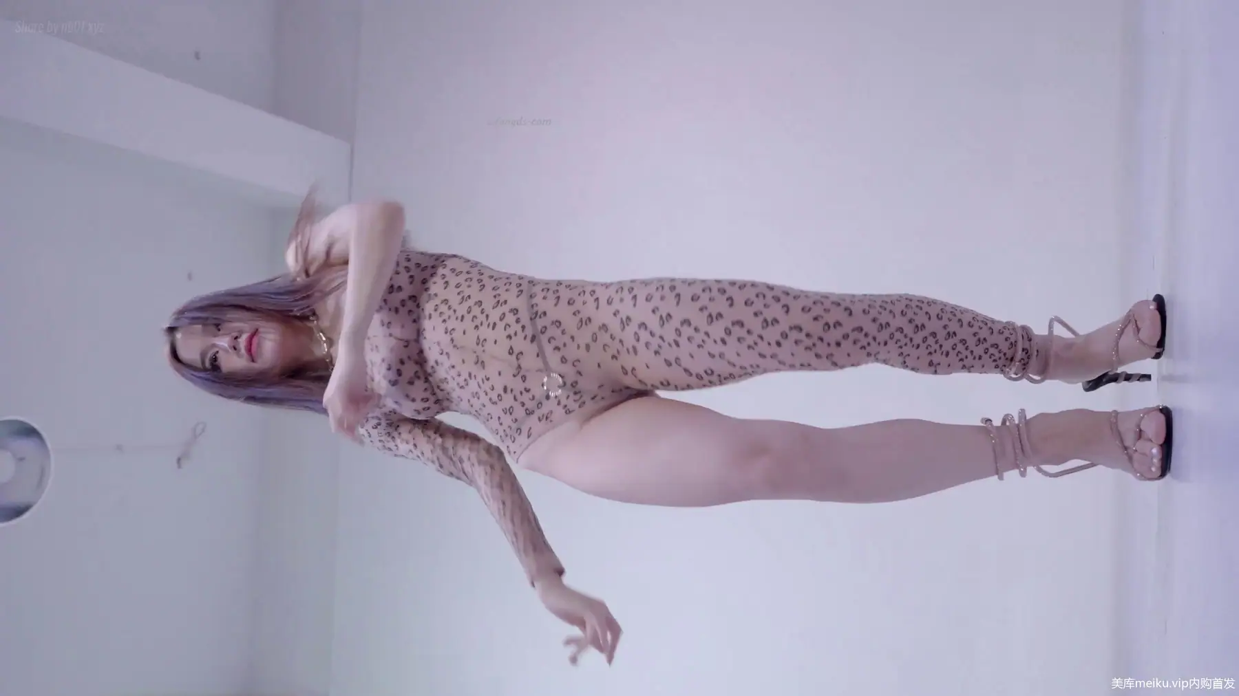 [SPOP]瑪莎(優莉) - 重磅絕版 首次露穴裸舞 4K(Part-C)(34P+4V_9.0G) [SPOP]瑪莎(優莉) - 重磅絕版 首次露穴裸舞 4K(Part-C)(34P+4V_9.0G)_nb01.xyz_0008 图片3