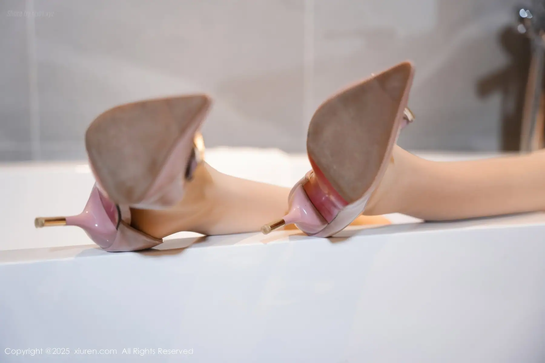 XIUREN No.10851 姜冉冉_Renee@(62P_90.0M) XIUREN No.10851 姜冉冉_Renee@(62P_90.0M)_nb01.xyz_0053 图片5