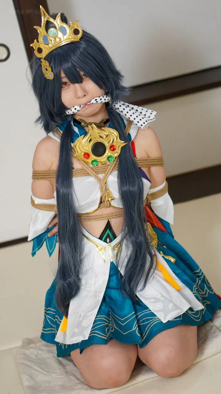 ムームー@夢かき屋代表 - 写真集『囚憐剣士』_875176(372P+6V_364.3M) ２：おまけ猿轡写真_nb01.xyz_0001 图片3