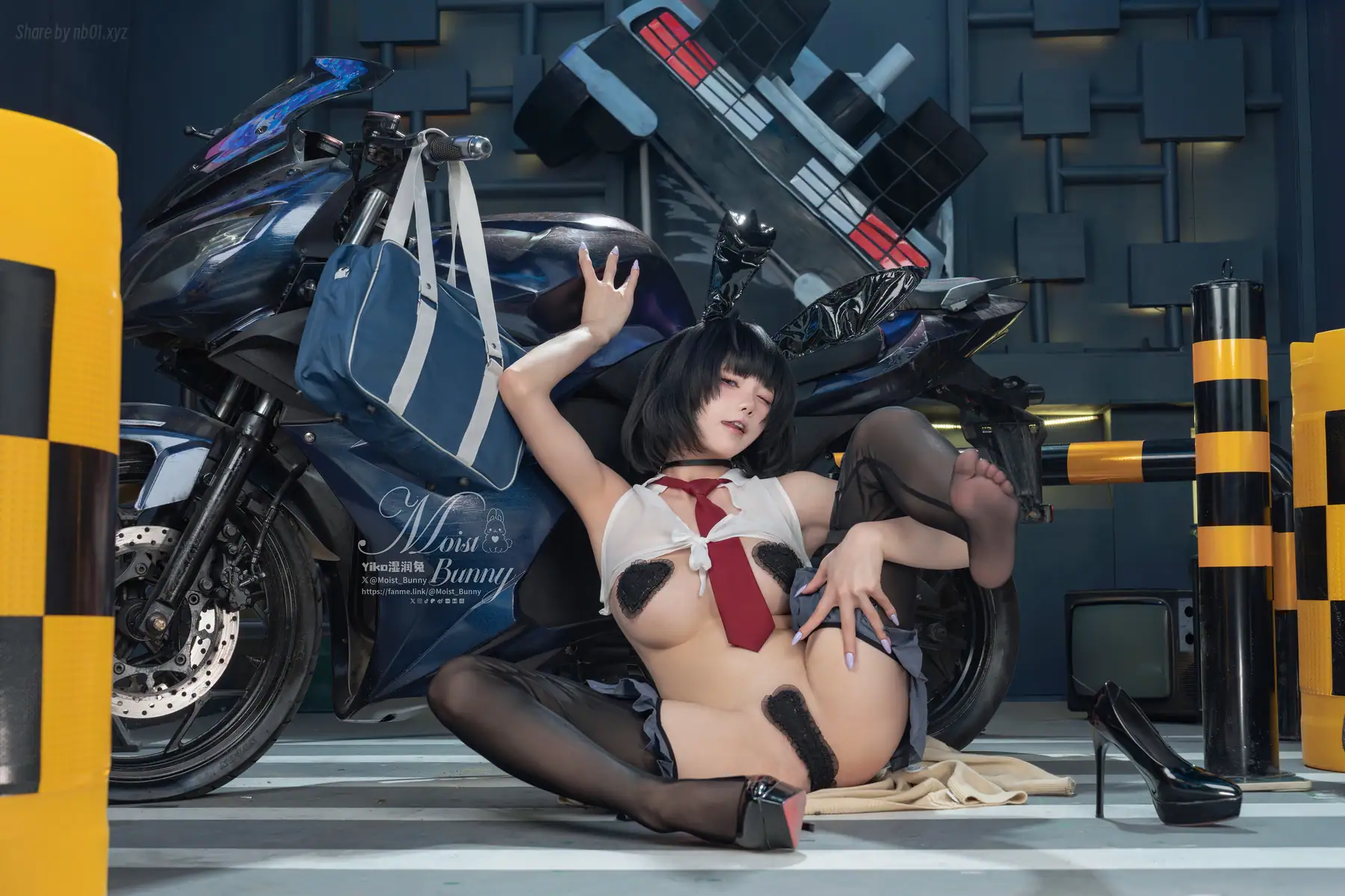 Yiko湿润兔 - 2025年10月作品『賽博逆JK』提线木偶(87P+3V_2.2G) Yiko湿润兔 - 2025年10月作品『賽博逆JK』提线木偶(87P+3V_2.2G)_nb01.xyz_0055 图片6