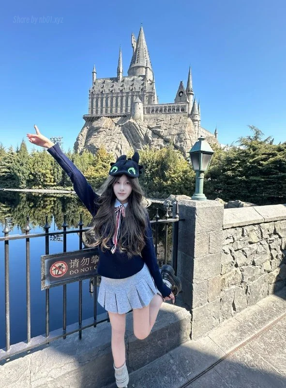 赵思珊 - 山东潍坊艺校毕业生 百米高空摩天轮啪啪 日常车震刺激感(46P+46V+6Gif_5.3G) 赵思珊 - 山东潍坊艺校毕业生 百米高空摩天轮啪啪 日常车震刺激感(46P+46V+6Gif_5.3G)_nb01.xyz_0046 图片8