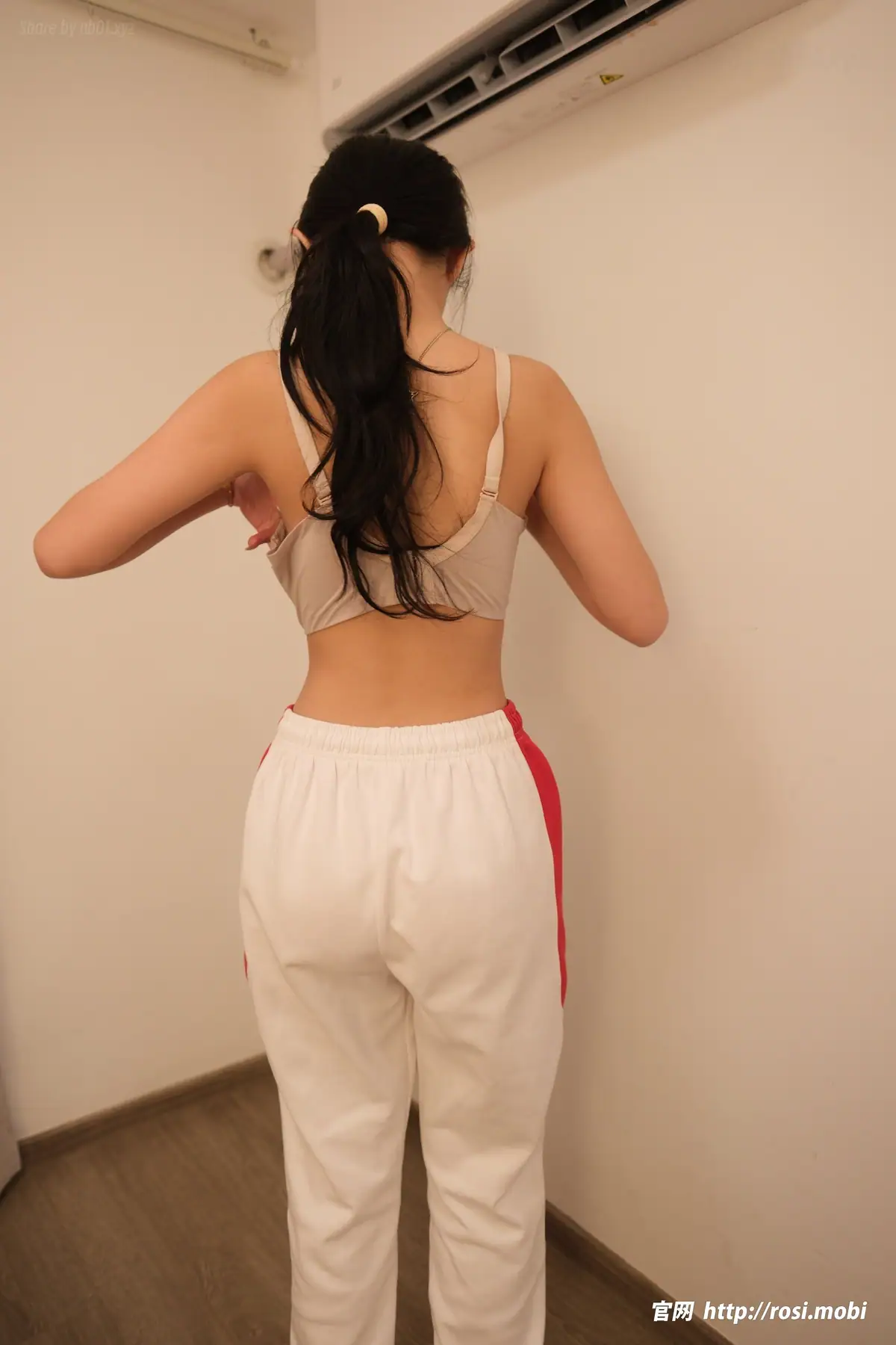 [ROSI写真]2025.06.04 No.4930(81P_48.2M) [ROSI写真]2025.06.04 No.4930(81P_48.2M)_nb01.xyz_0001