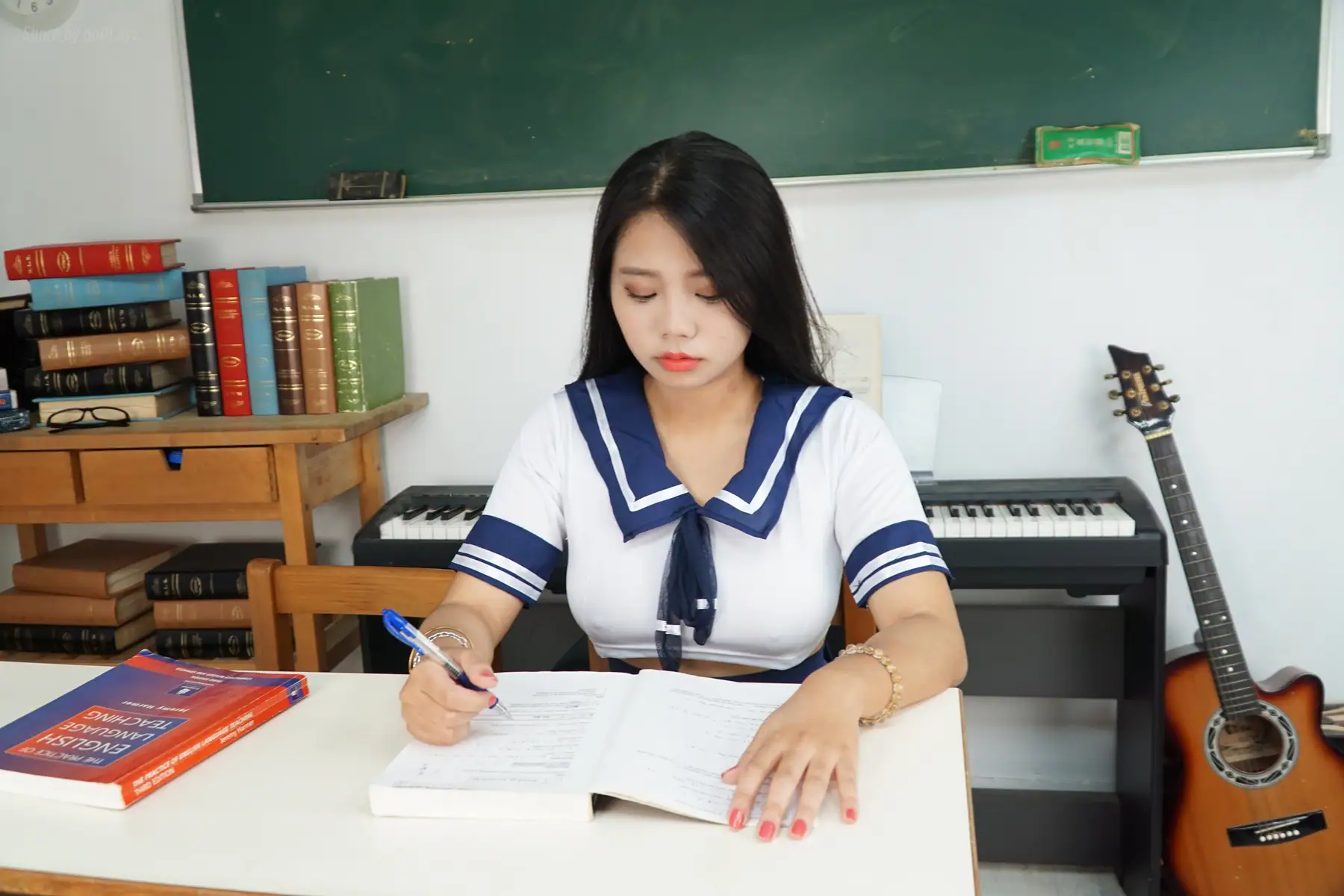 国模 - 熙熙 丰满御姐 JK全尺度私拍(180P_308.4M) 国模 - 熙熙 丰满御姐 JK全尺度私拍(180P_308.4M)_nb01.xyz_0004 图片3