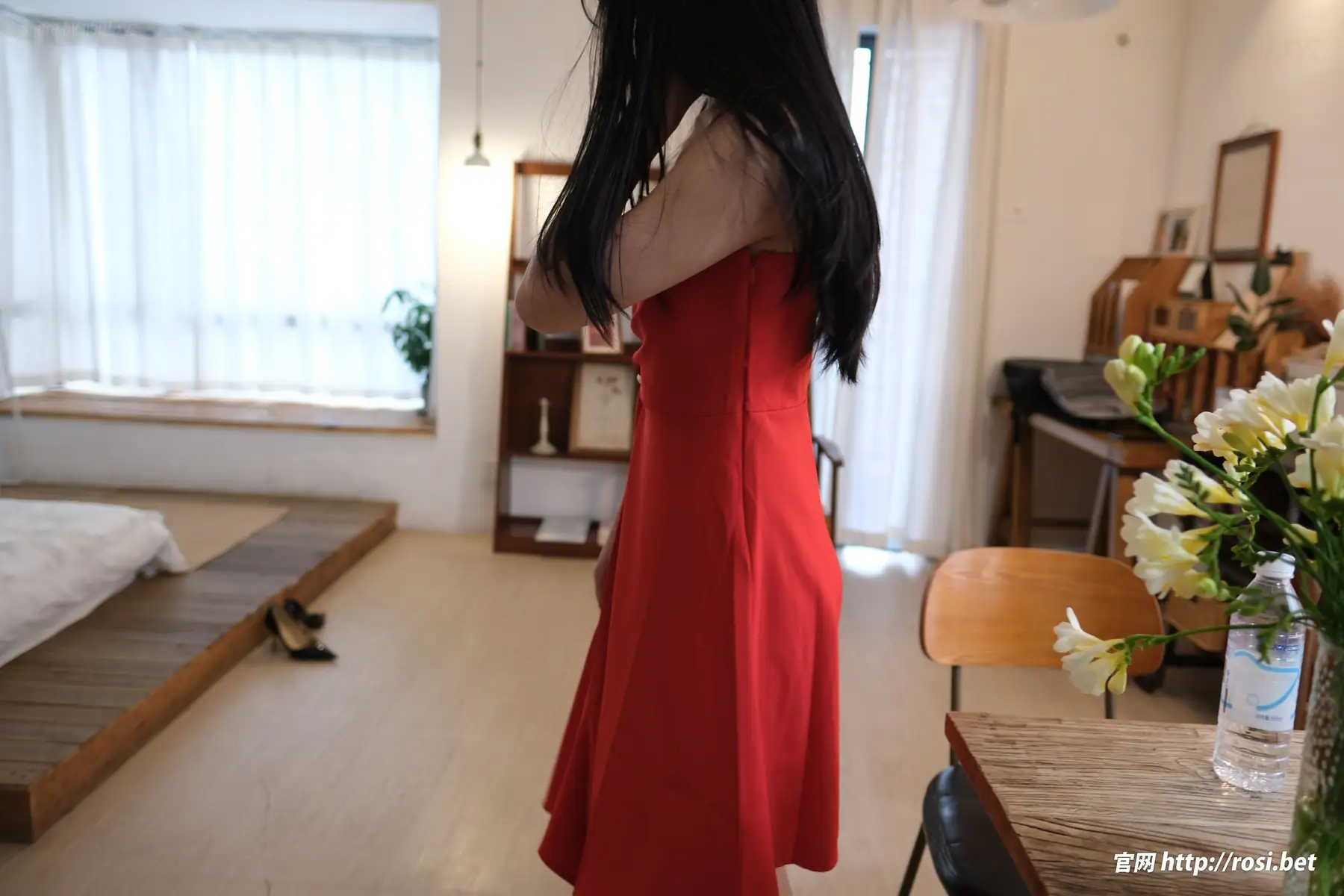 [ROSI写真]2025.11.09 No.5088(69P_42.4M) [ROSI写真]2025.11.09 No.5088(69P_42.4M)_nb01.xyz_0004 图片3