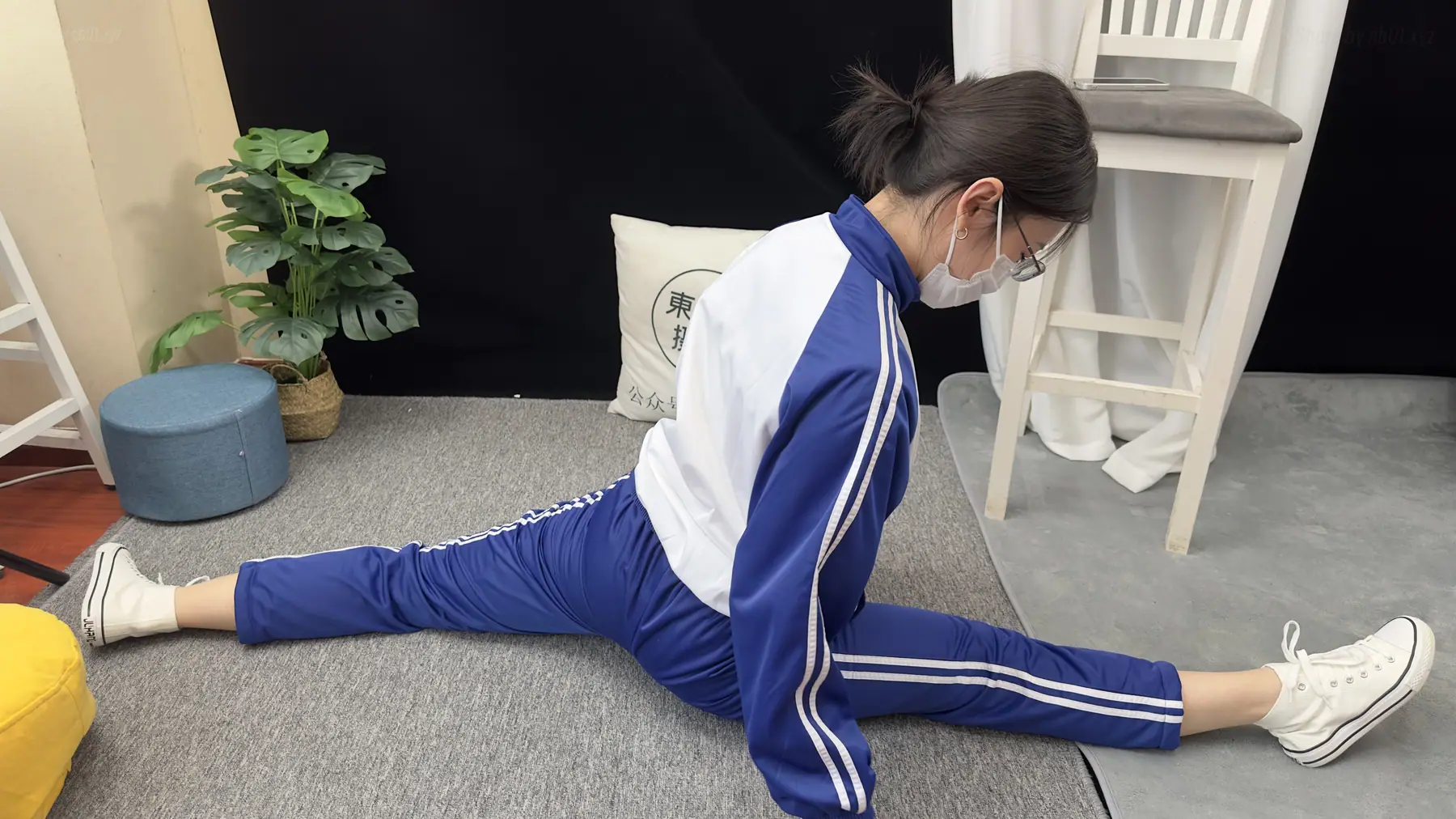 [三禾摄影]No.008 校服 帆布鞋 船袜 短丝(153P+3V_7.3G) [三禾摄影]No.008 校服 帆布鞋 船袜 短丝(153P+3V_7.3G)_nb01.xyz_0047 图片2