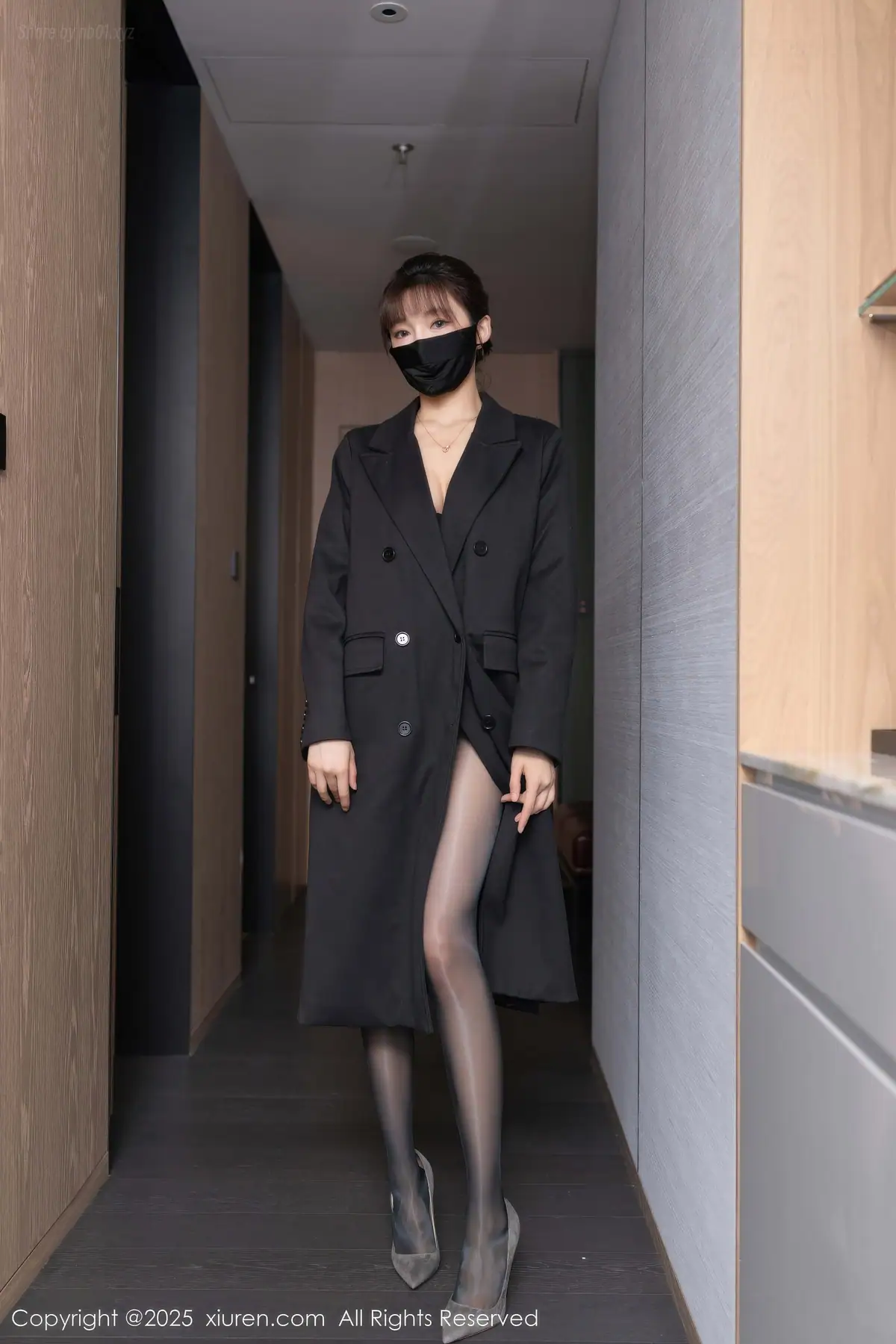 XIUREN No.10880 Lu Xuan Xuan(陆萱萱)(78P_127.0M) XIUREN No.10880 Lu Xuan Xuan(陆萱萱)(78P_127.0M)_nb01.xyz_0001