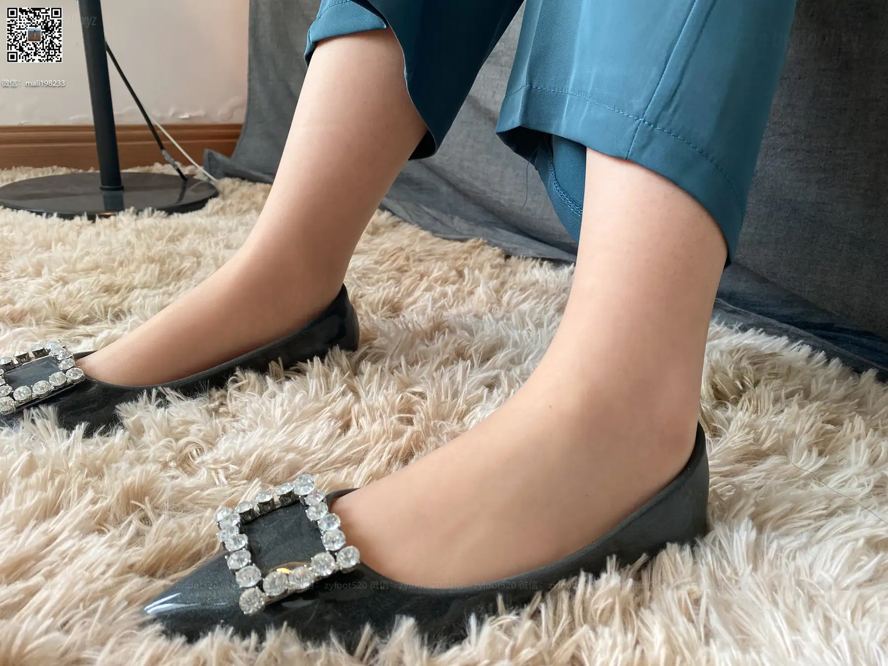 [ISS系列]No.028 - 美晗 玩脚(94P+1V_455.6M) [ISS系列]No.028 - 美晗 玩脚(94P+1V_455.6M)_nb01.xyz_0021 图片4