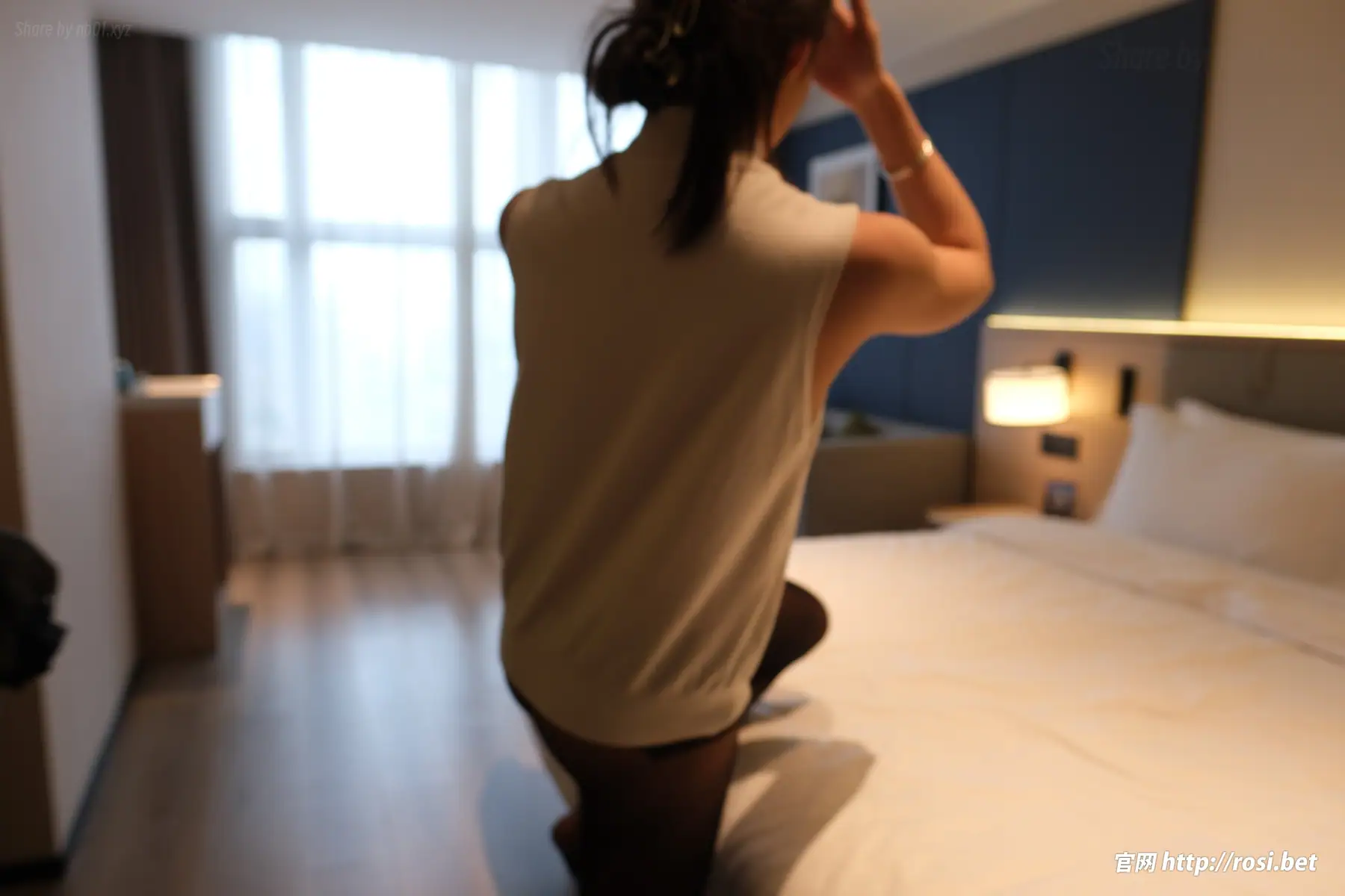 [ROSI写真]2025.10.17 No.5065(96P_56.1M) [ROSI写真]2025.10.17 No.5065(96P_56.1M)_nb01.xyz_0007 图片3