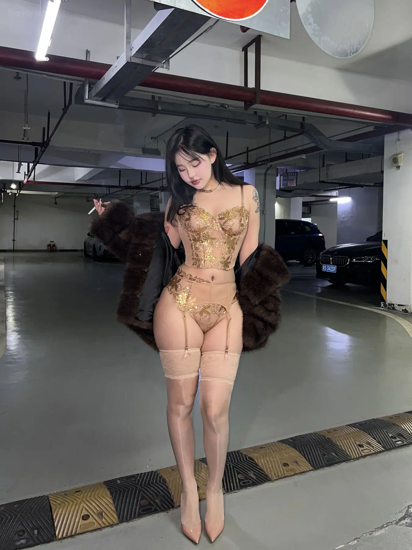 小u优优子 - 貂皮大衣(50P_44.2M) 小u优优子 - 貂皮大衣(50P_44.2M)_nb01.xyz_0050 图片8