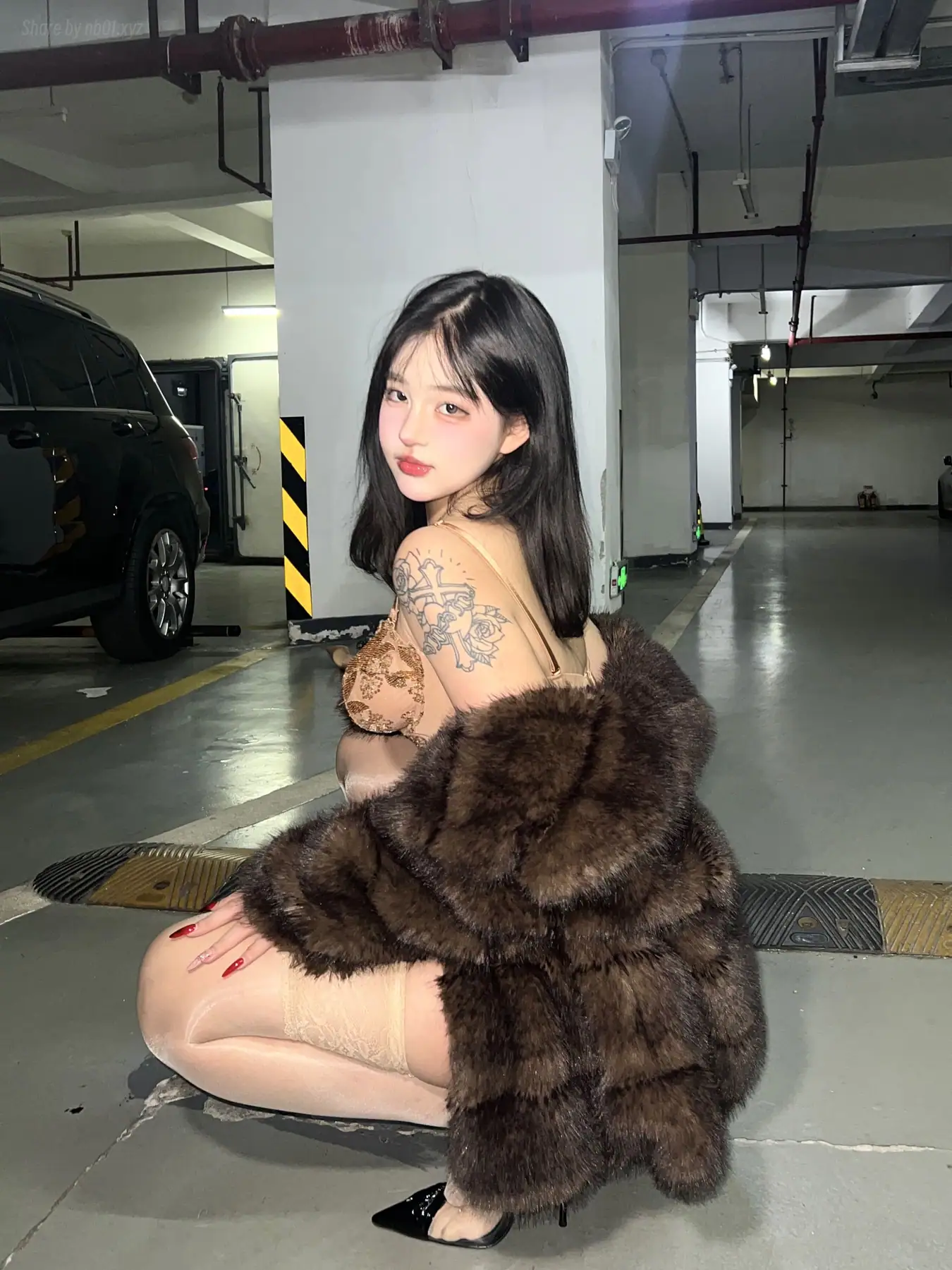 小u优优子 - 貂皮大衣(50P_44.2M) 小u优优子 - 貂皮大衣(50P_44.2M)_nb01.xyz_0001