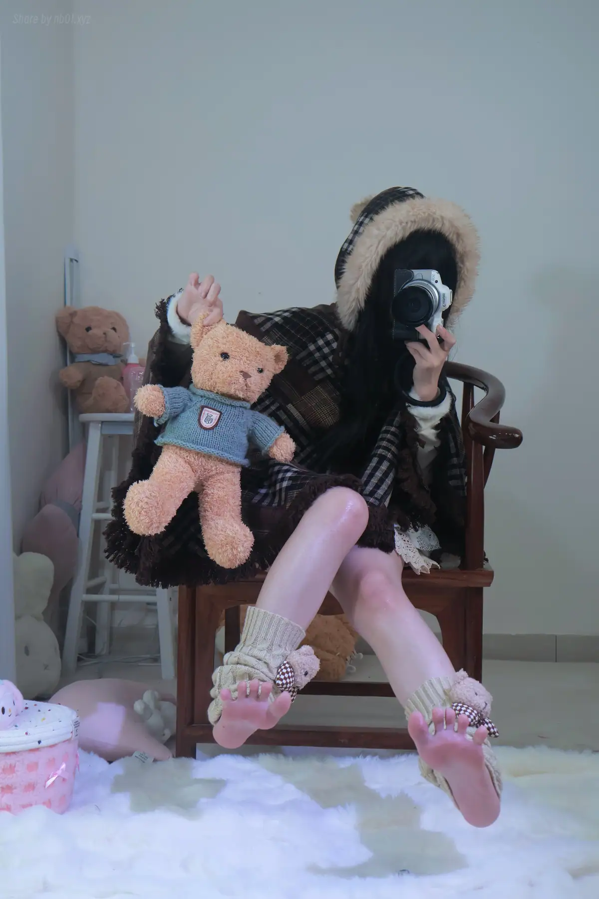 小羊蛋卷 - 斗篷小萝莉(20P_29.9M) 小羊蛋卷 - 斗篷小萝莉(20P_29.9M)_nb01.xyz_0001