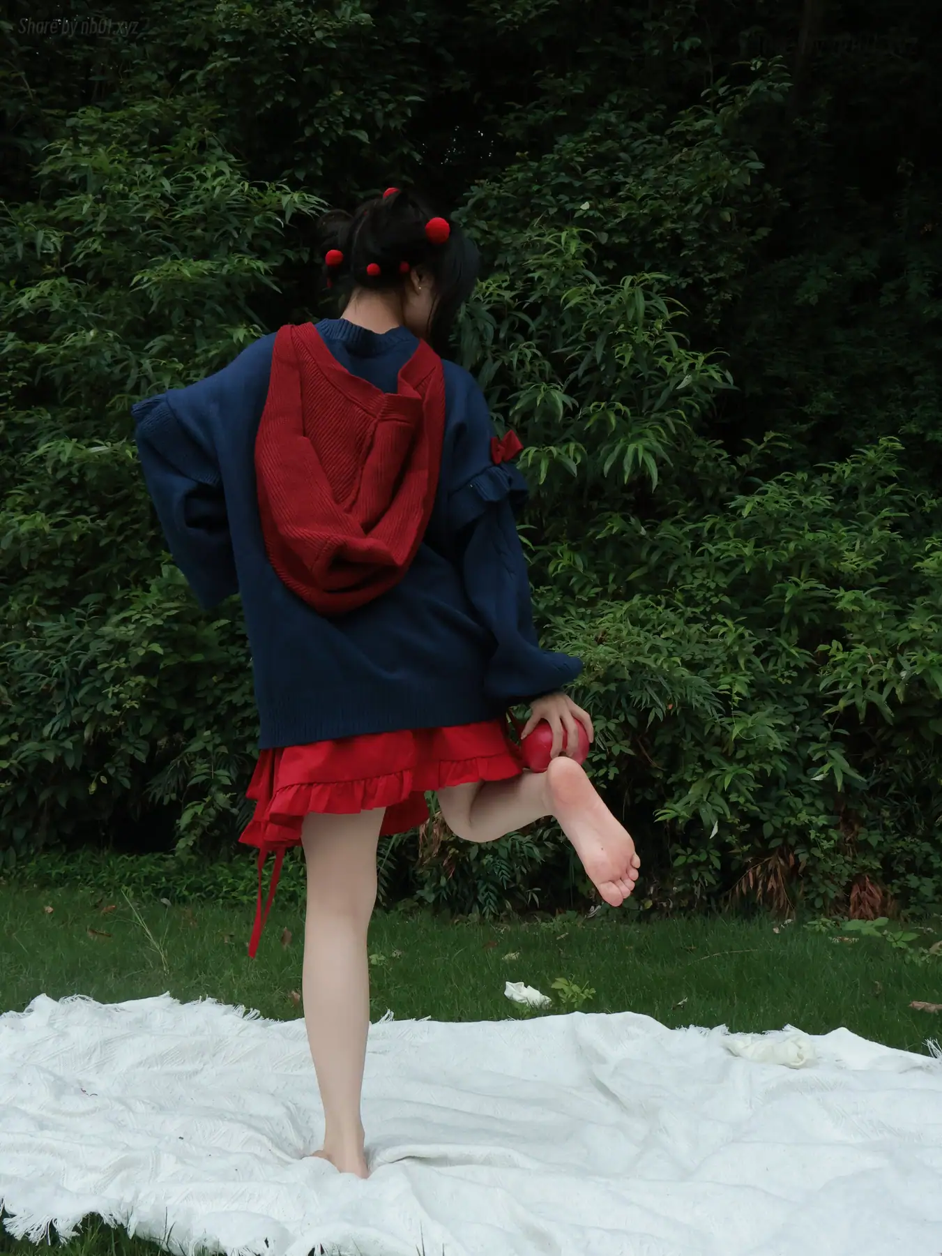 小羊蛋卷 - 毒苹果(14P_36.2M) 小羊蛋卷 - 毒苹果(14P_36.2M)_nb01.xyz_0003 图片2