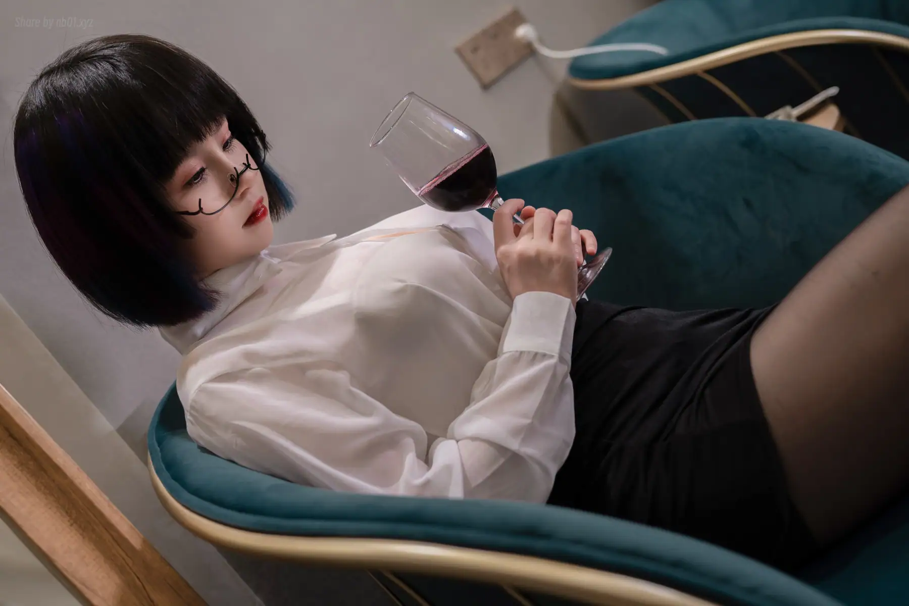 晕崽Zz - 迷情小秘(43P_85.7M) 晕崽Zz - 迷情小秘(43P_85.7M)_nb01.xyz_0026 图片4