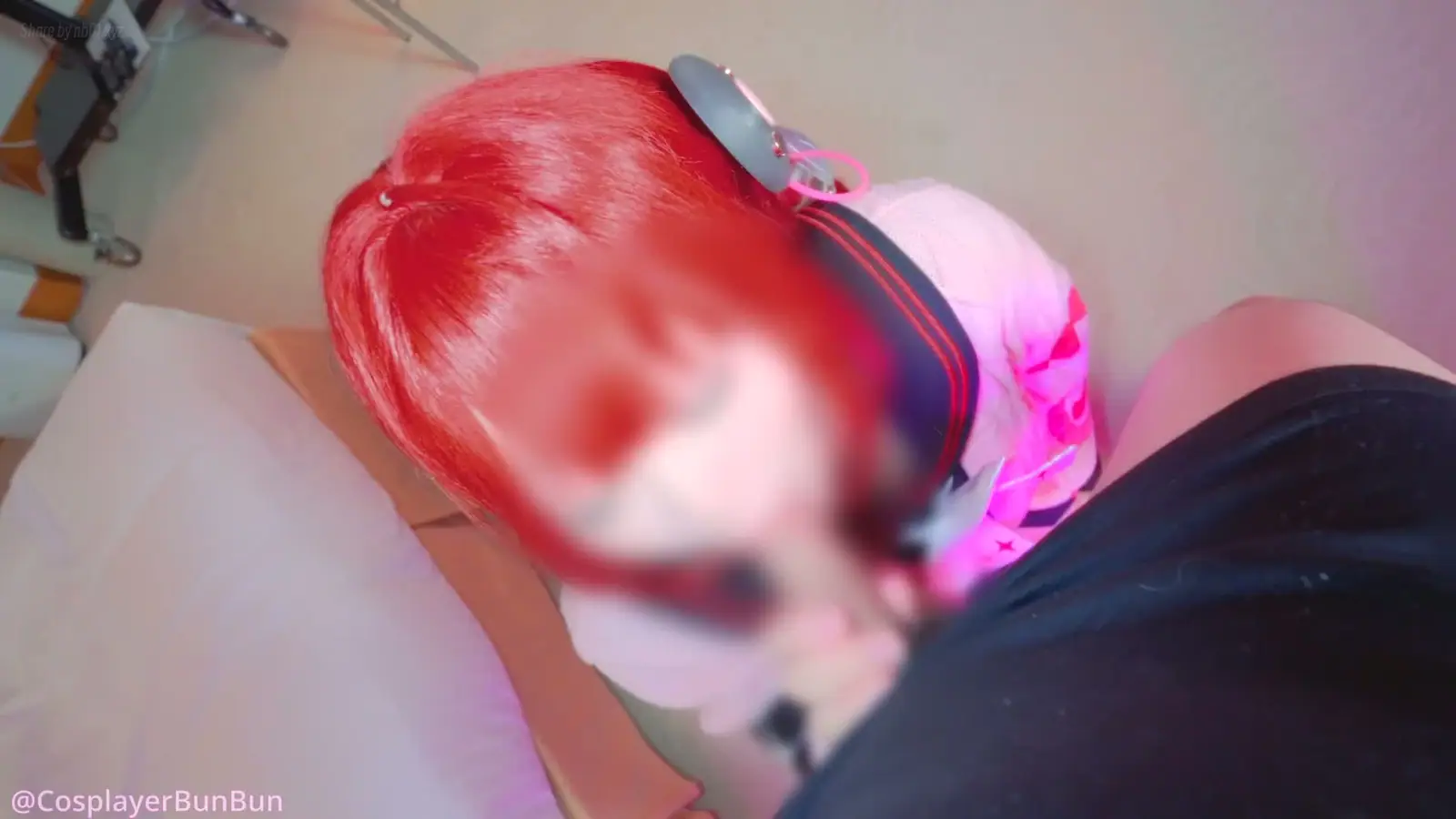 ぶんコス(@CosplayerBunbun) - 2025-12-06_【いちゃラブえっち❤】「柚〇のおま〇こに挿れたい人～♡」いたずらっ娘に足コキされてあまあま密着えっち♡_3785828 ぶんコス(@CosplayerBunbun) - 2...