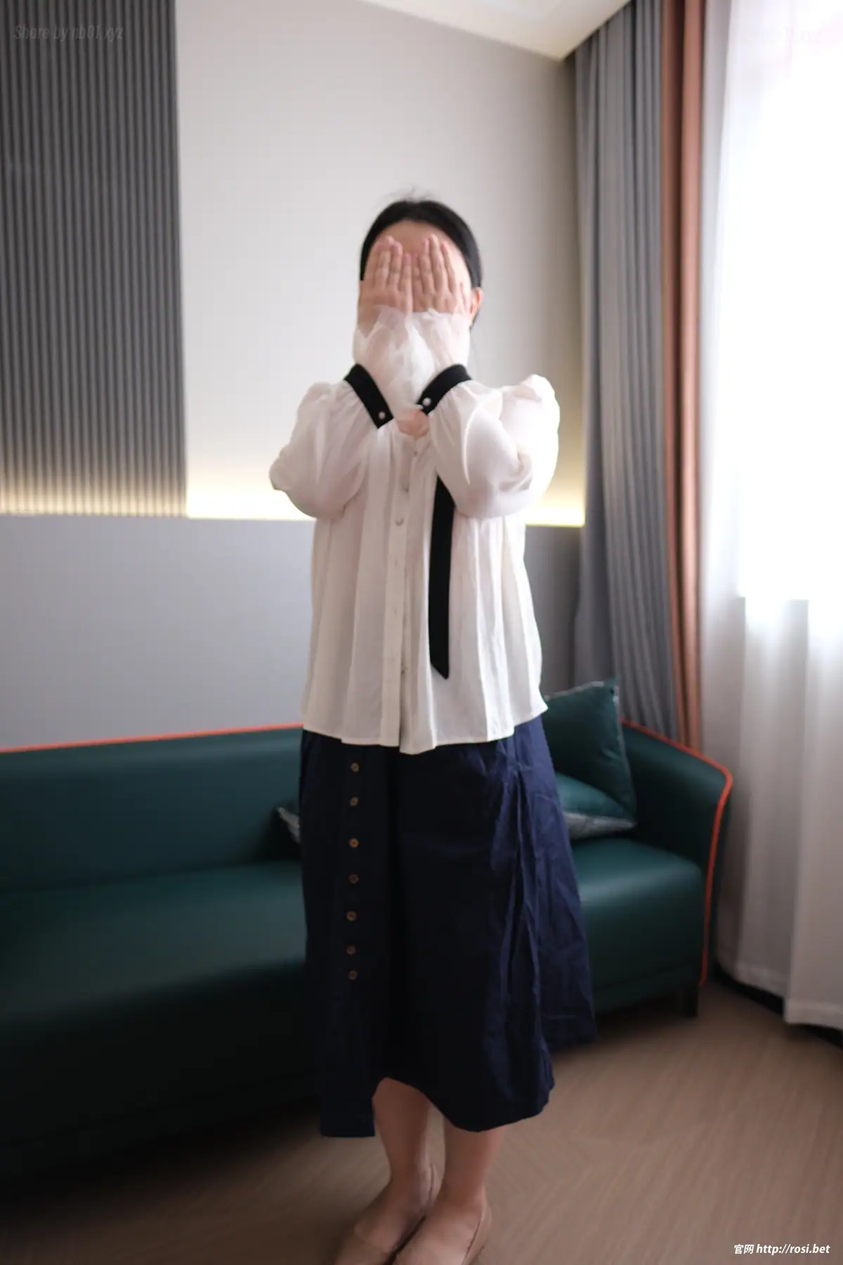 [ROSI写真]2025.12.08 No.5117(28P_72.2M) [ROSI写真]2025.12.08 No.5117(28P_72.2M)_nb01.xyz_0001