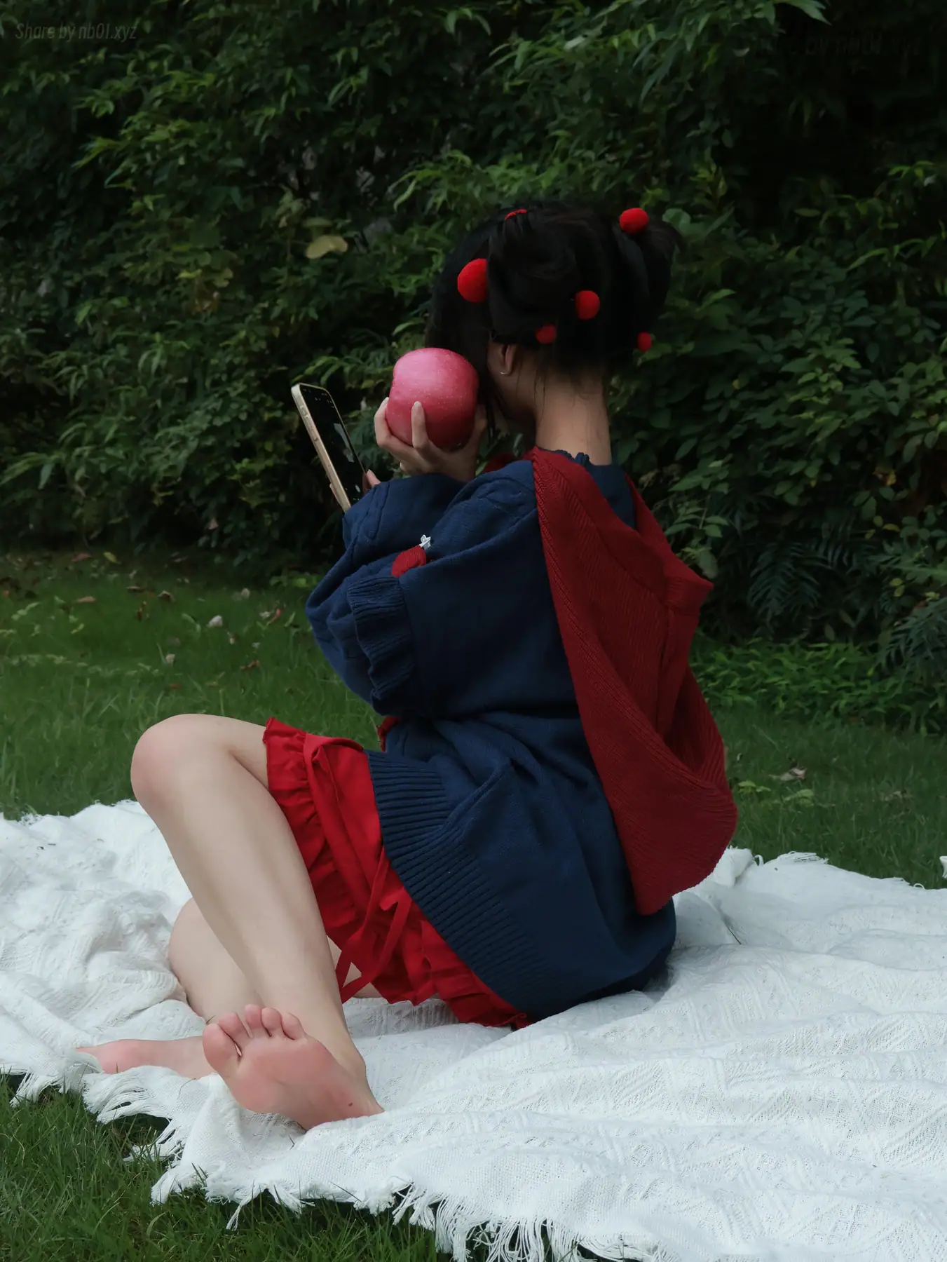 小羊蛋卷 - 毒苹果(14P_36.2M) 小羊蛋卷 - 毒苹果(14P_36.2M)_nb01.xyz_0012 图片6