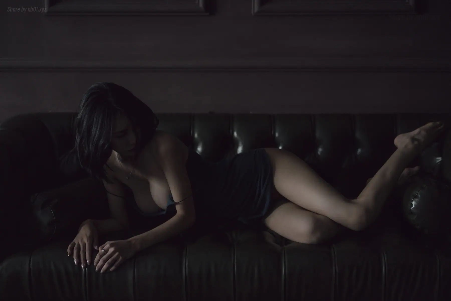 [XR Uncensored]lingyu69 - R18 秀人网模特 欲望沙发(80P+1V_1.9G) [XR Uncensored]lingyu69 - R18 秀人网模特 欲望沙发(80P+1V_1.9G)_nb01.xyz_0037 图片4