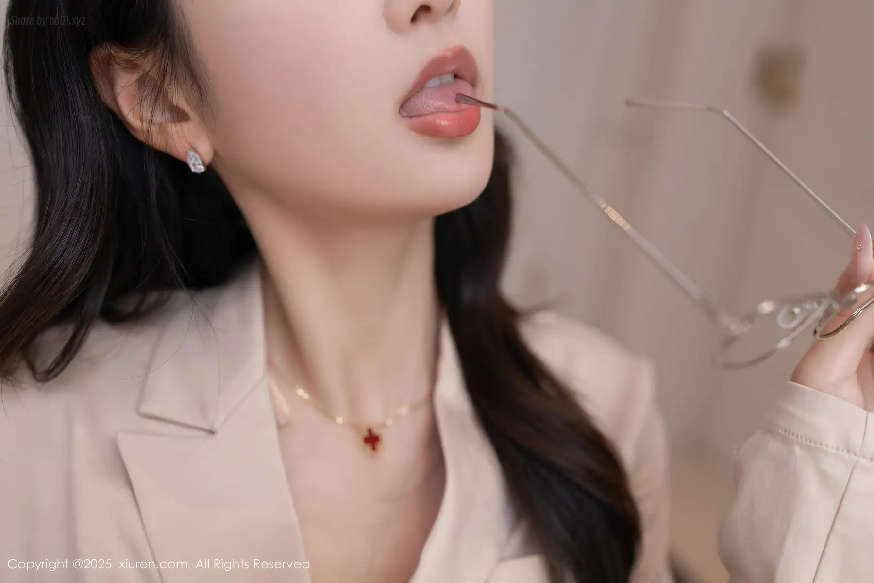 XIUREN No.11053 Tang An Qi(唐安琪)(85P_120.1M) XIUREN No.11053 Tang An Qi(唐安琪)(85P_120.1M)_nb01.xyz_0007 图片2