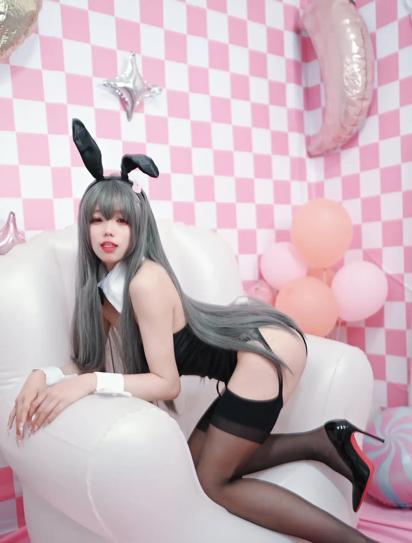 黏黏团子兔 - 2022_樱岛麻衣女郎(6P_4.7M) 黏黏团子兔 - 2022_樱岛麻衣女郎(6P_4.7M)_nb01.xyz_0002 图片2