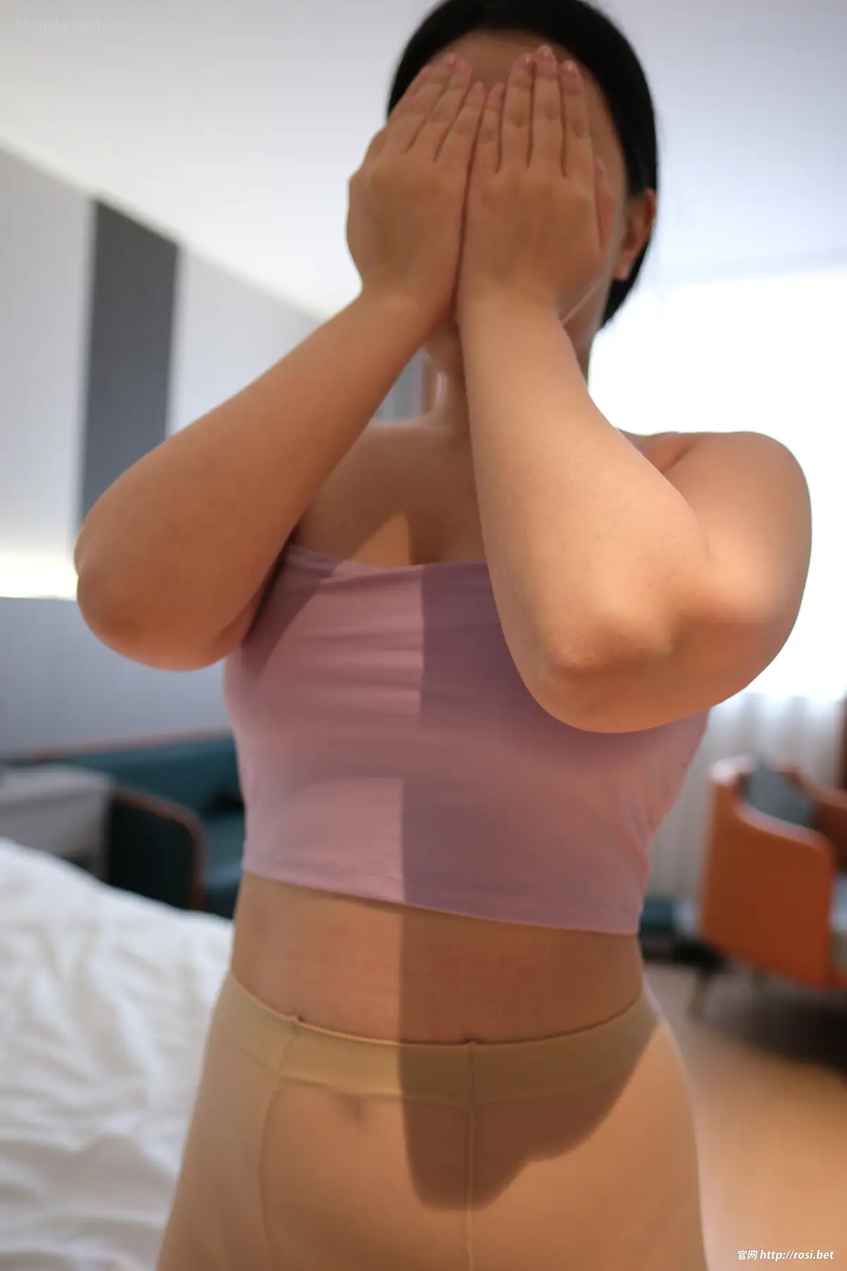 [ROSI写真]2025.12.26 No.5135(78P_235.8M) [ROSI写真]2025.12.26 No.5135(78P_235.8M)_nb01.xyz_0001